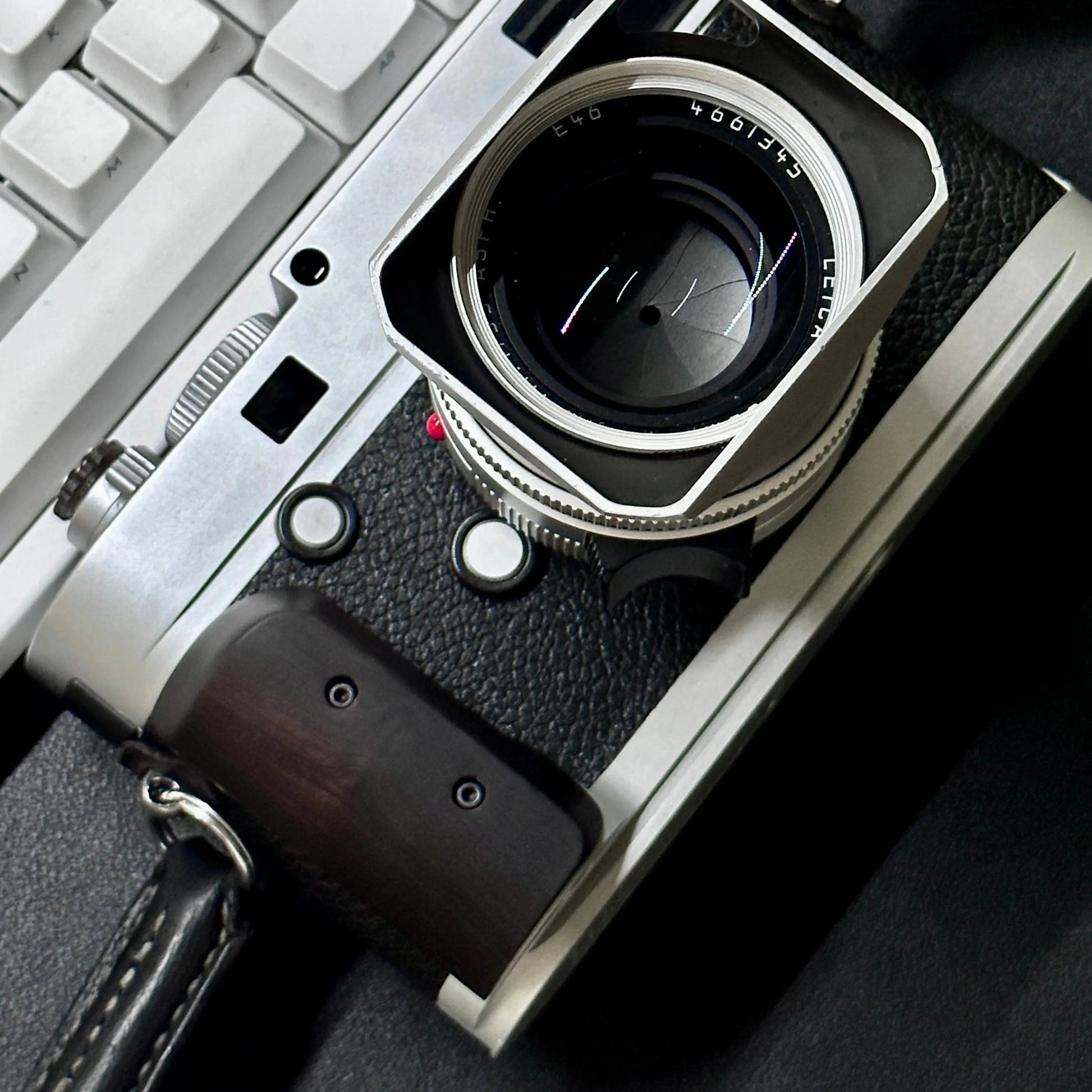 IDS modular grip for Leica M240 IDS initial design studio