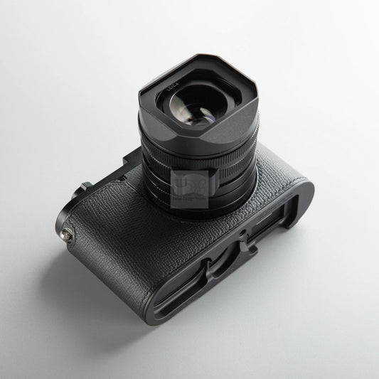 Camera Protection case for Leica Q3 / Q343 IDS initial design studio