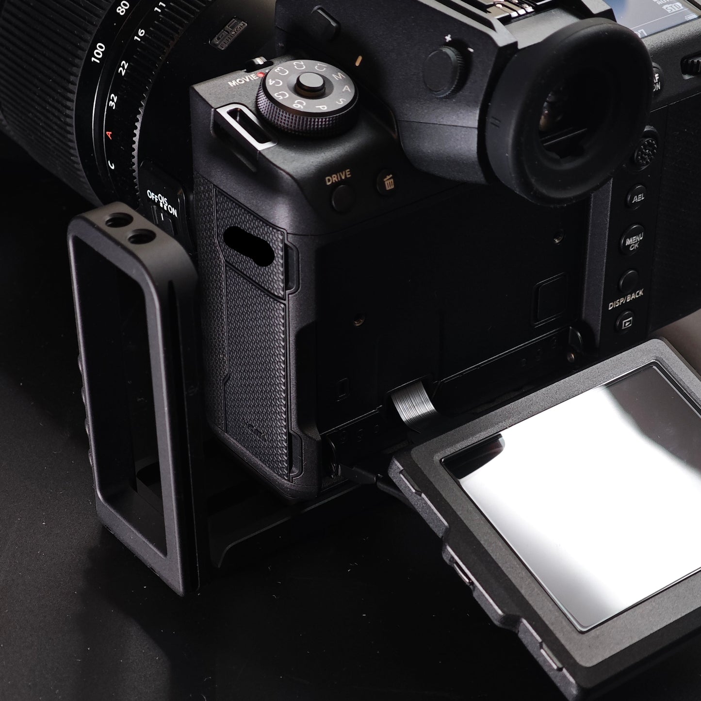 IDSworks GFX series modular base plate and L-bracket attachment IDS initial design studio