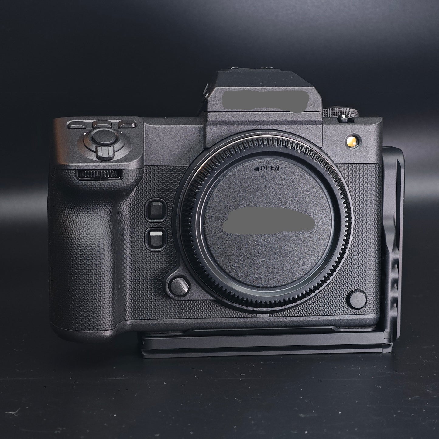 IDSworks GFX series modular base plate and L-bracket attachment IDS initial design studio