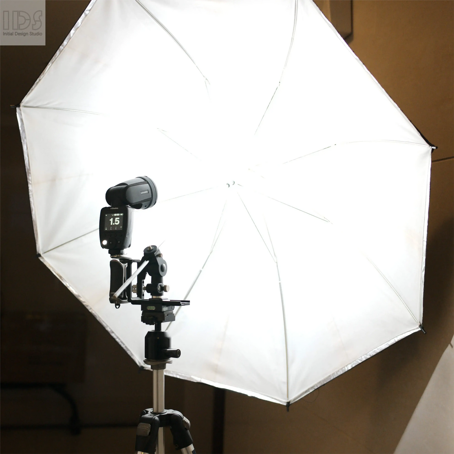 IDSworks GFX series modular base plate and L-bracket attachment IDS initial design studio