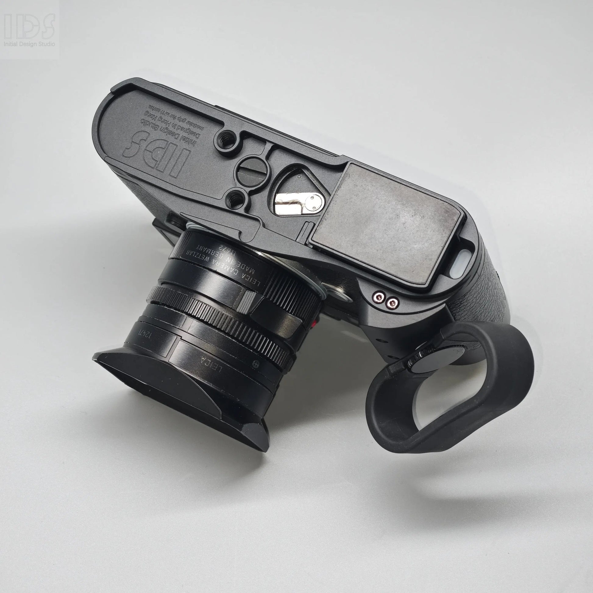 IDSworks M11-Lite Grip for Leica M11 series IDS initial design studio