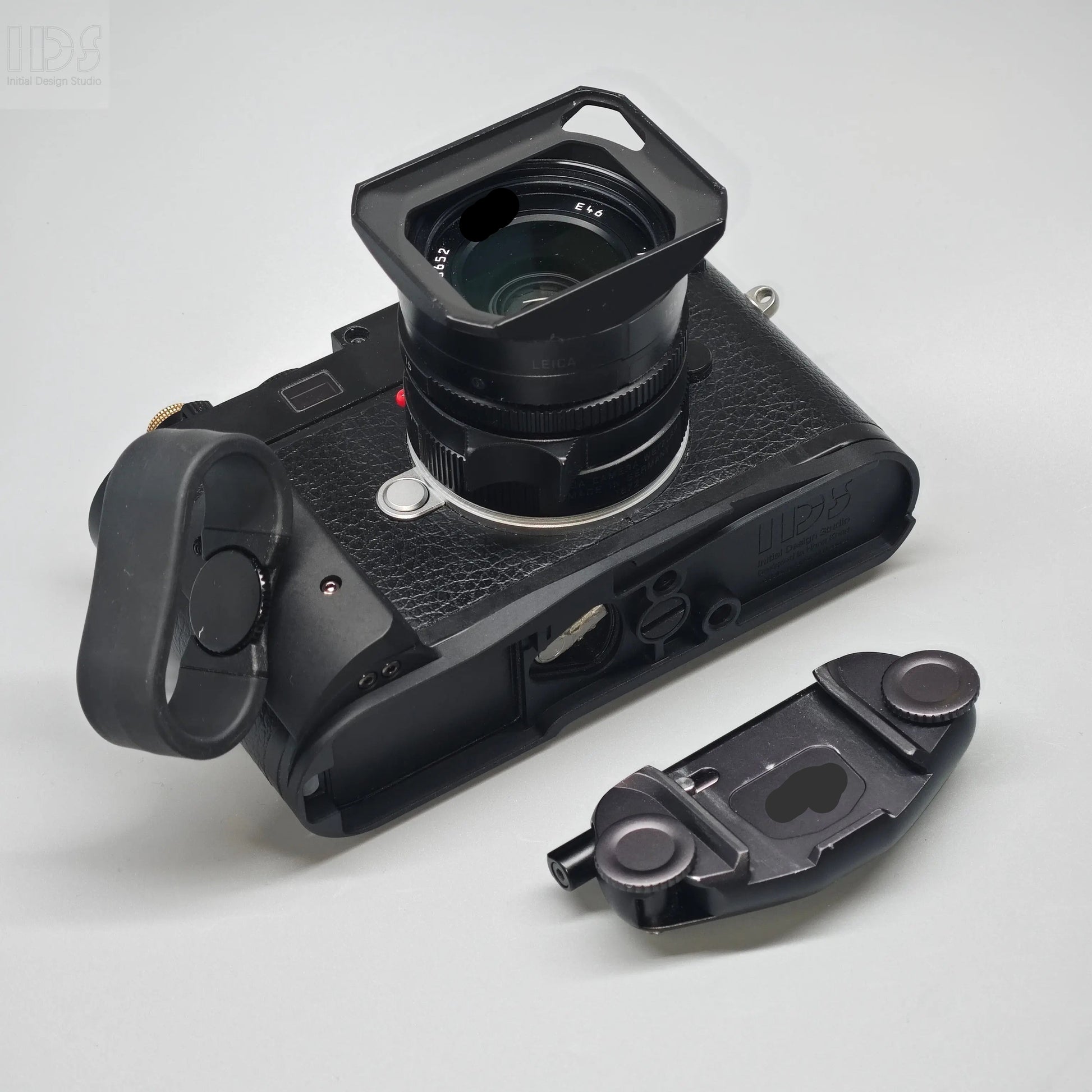 IDSworks M11-Lite Grip for Leica M11 series IDS initial design studio