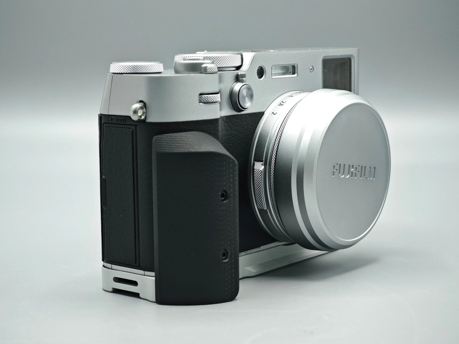 Fuji X100VI Grip from IDSworks IDS initial design studio
