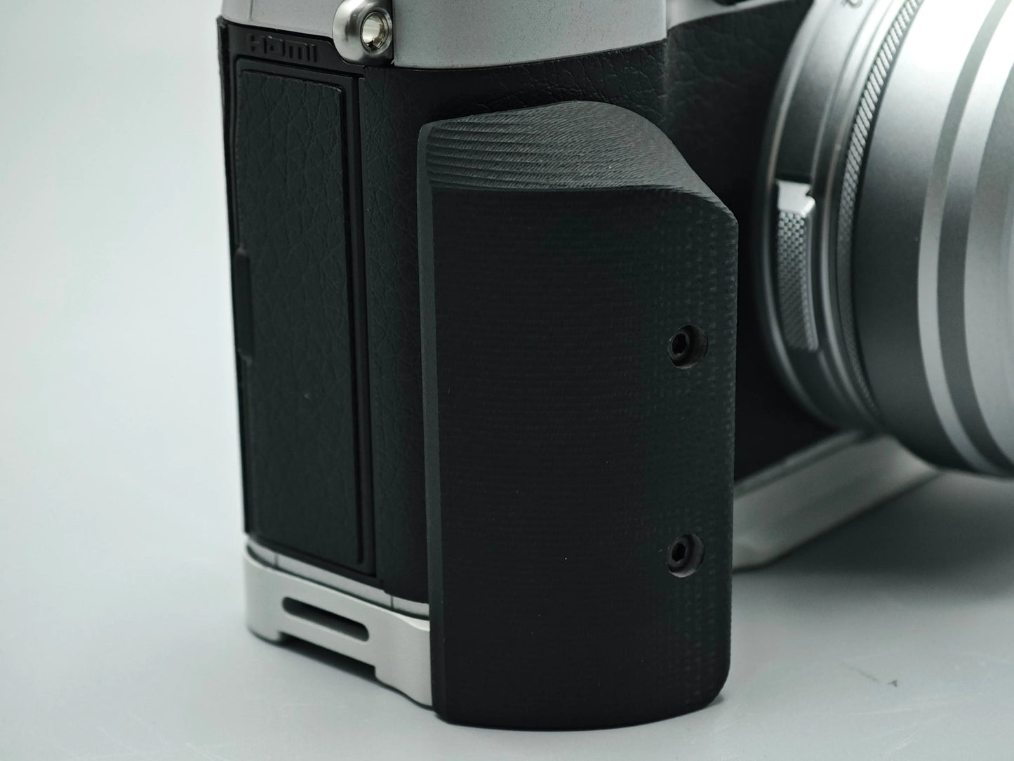 Fuji X100VI Grip from IDSworks IDS initial design studio