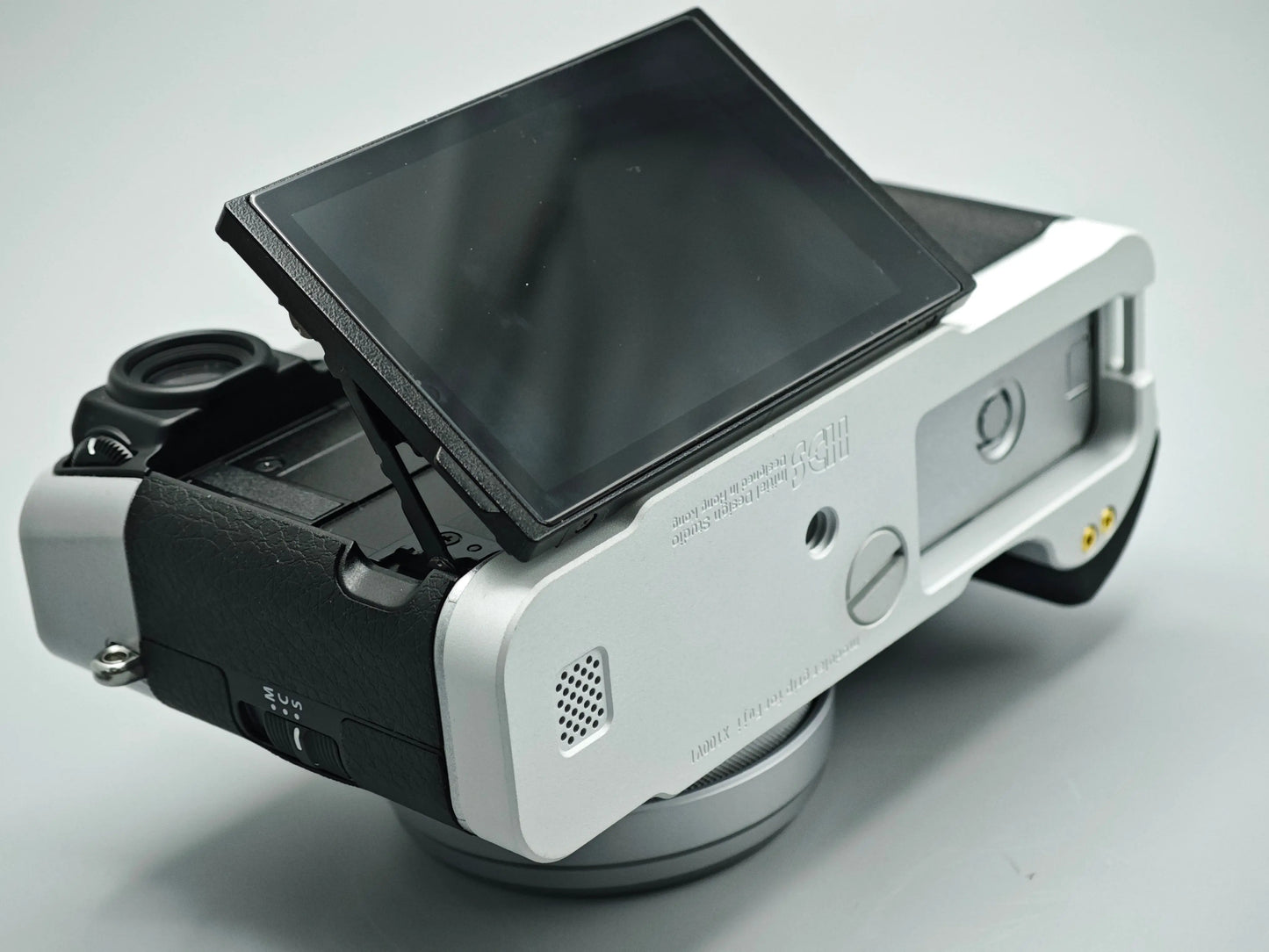 Fuji X100VI Grip from IDSworks IDS initial design studio