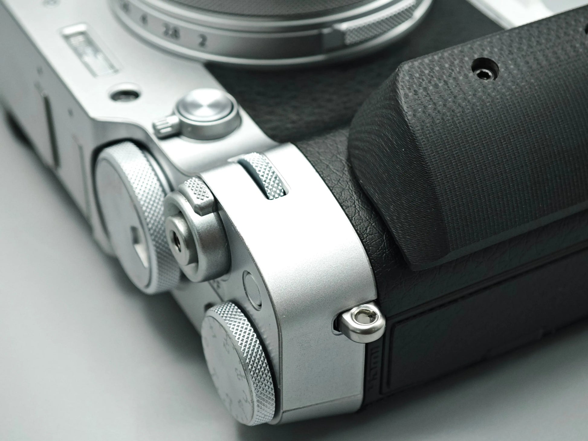 Fuji X100VI Grip from IDSworks IDS initial design studio