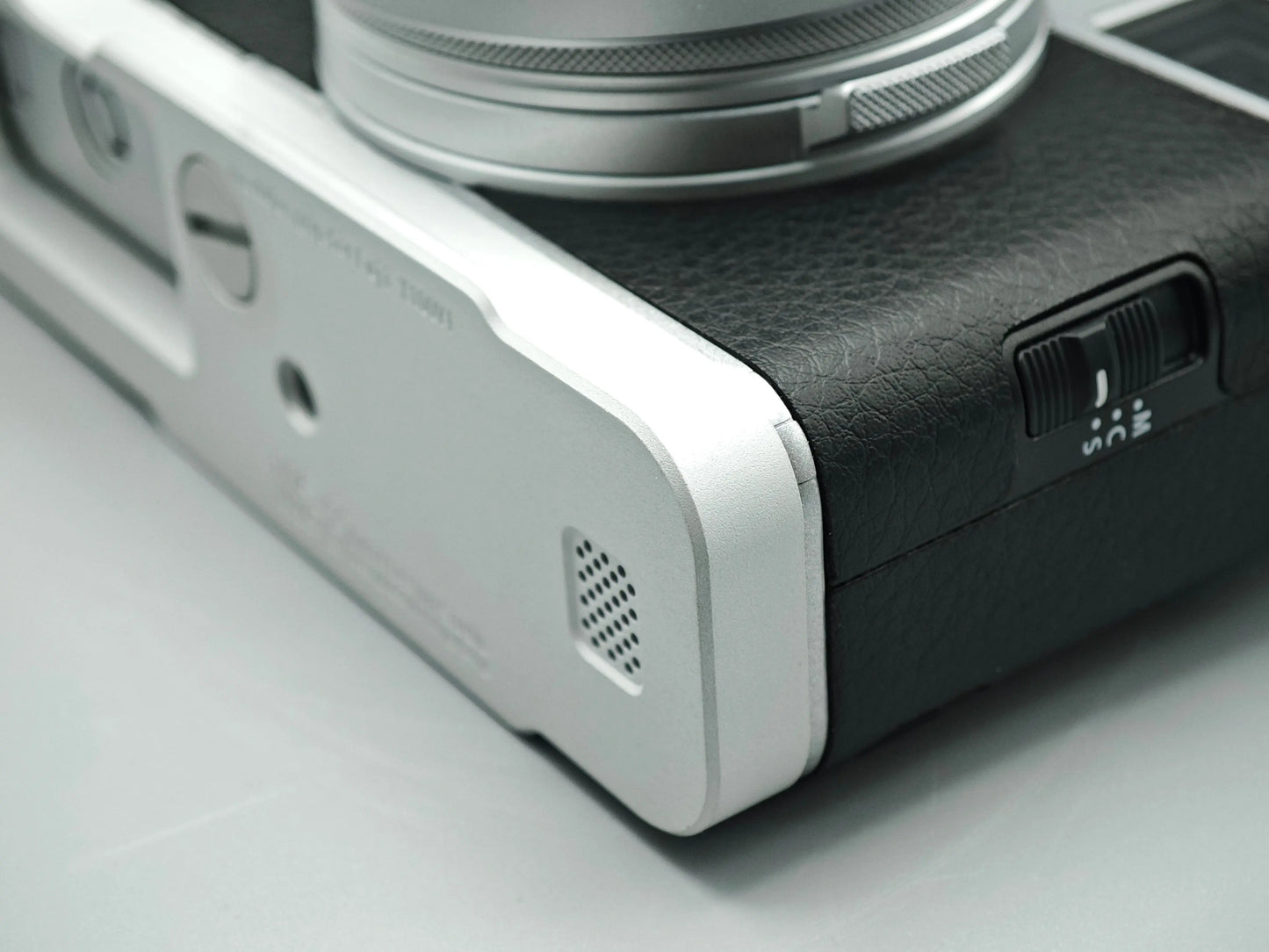 Fuji X100VI Grip from IDSworks IDS initial design studio