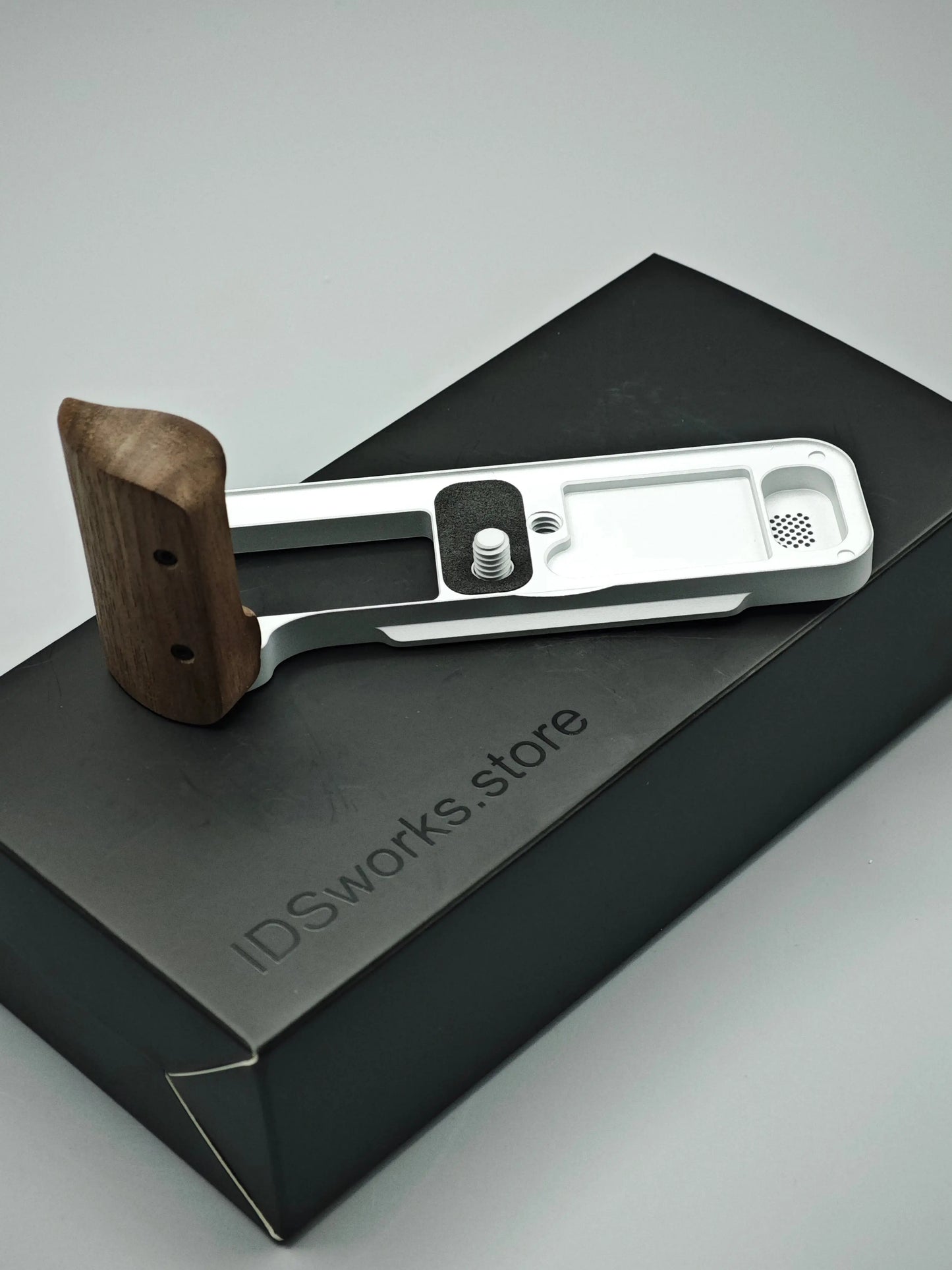 Fuji X100VI Grip from IDSworks IDS initial design studio
