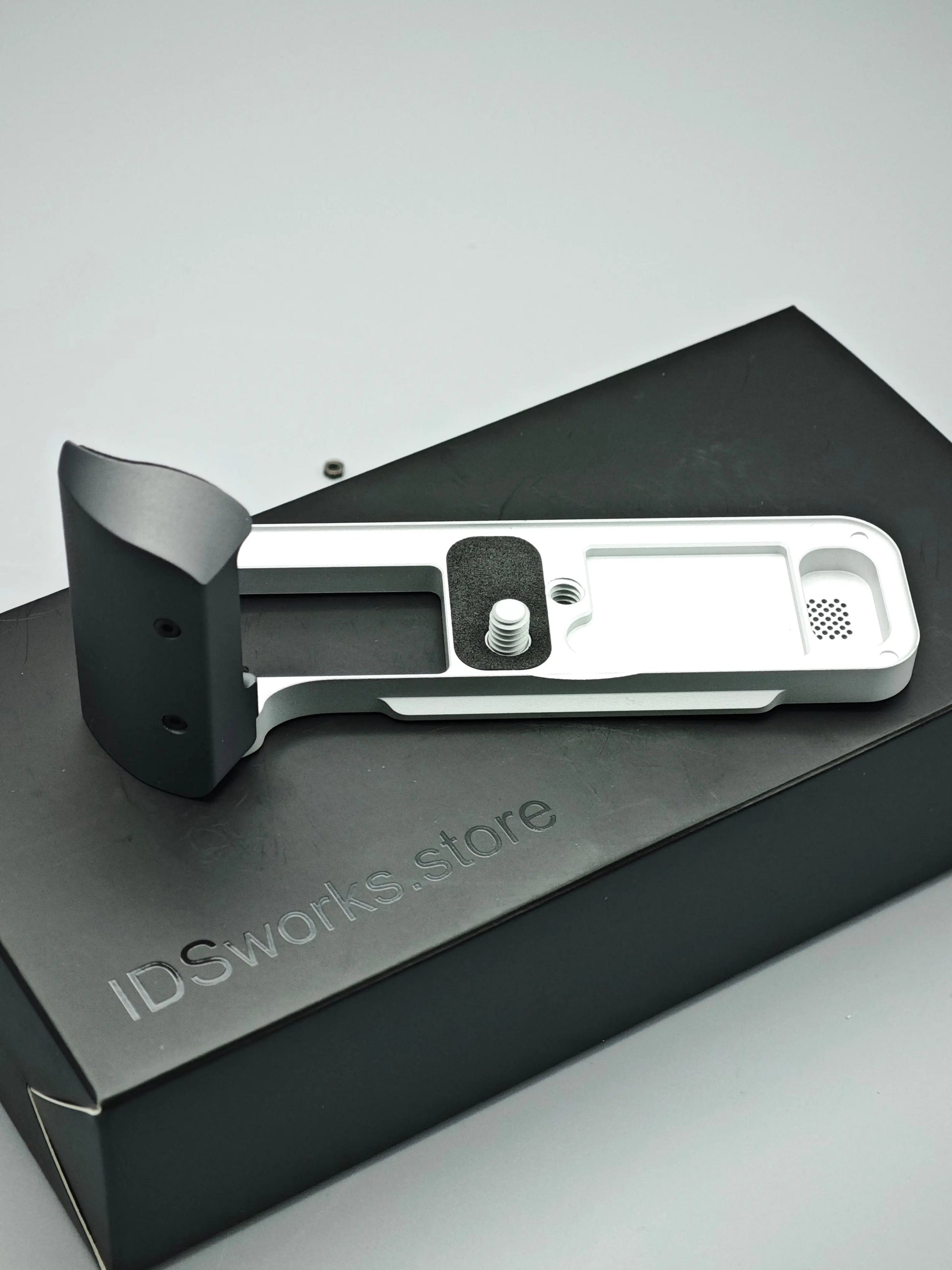 Fuji X100VI Grip from IDSworks IDS initial design studio