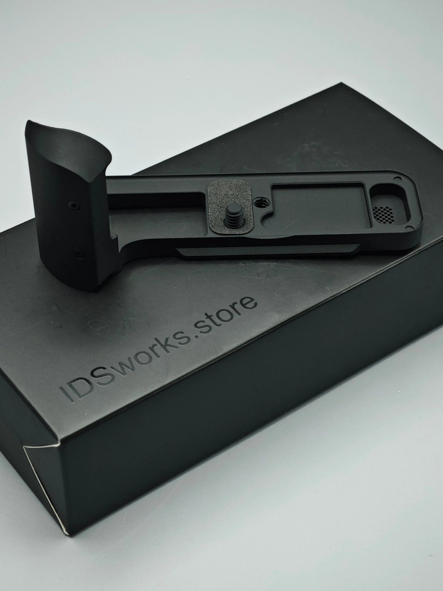 Fuji X100VI Grip from IDSworks IDS initial design studio