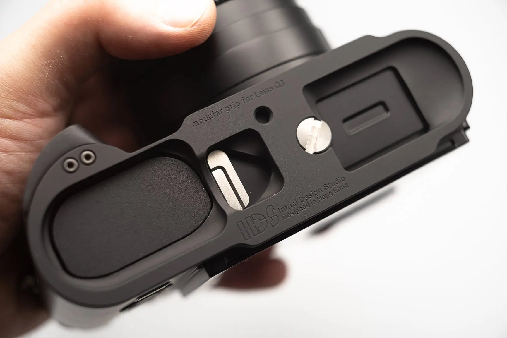 IDSworks modular grip for Leica Q3 IDS initial design studio