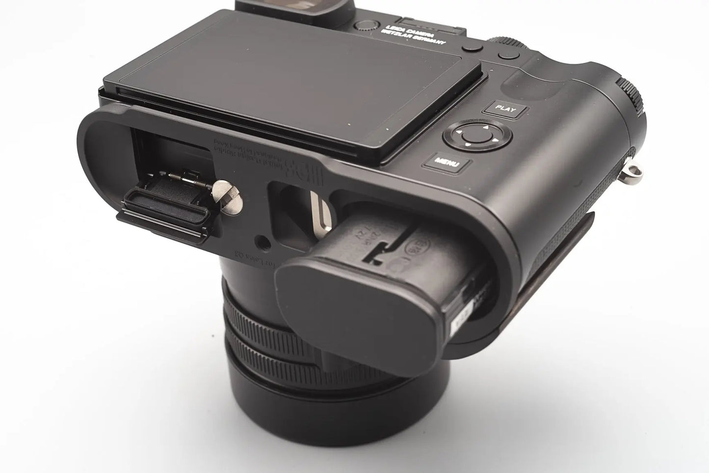 IDSworks modular grip for Leica Q3 IDS initial design studio