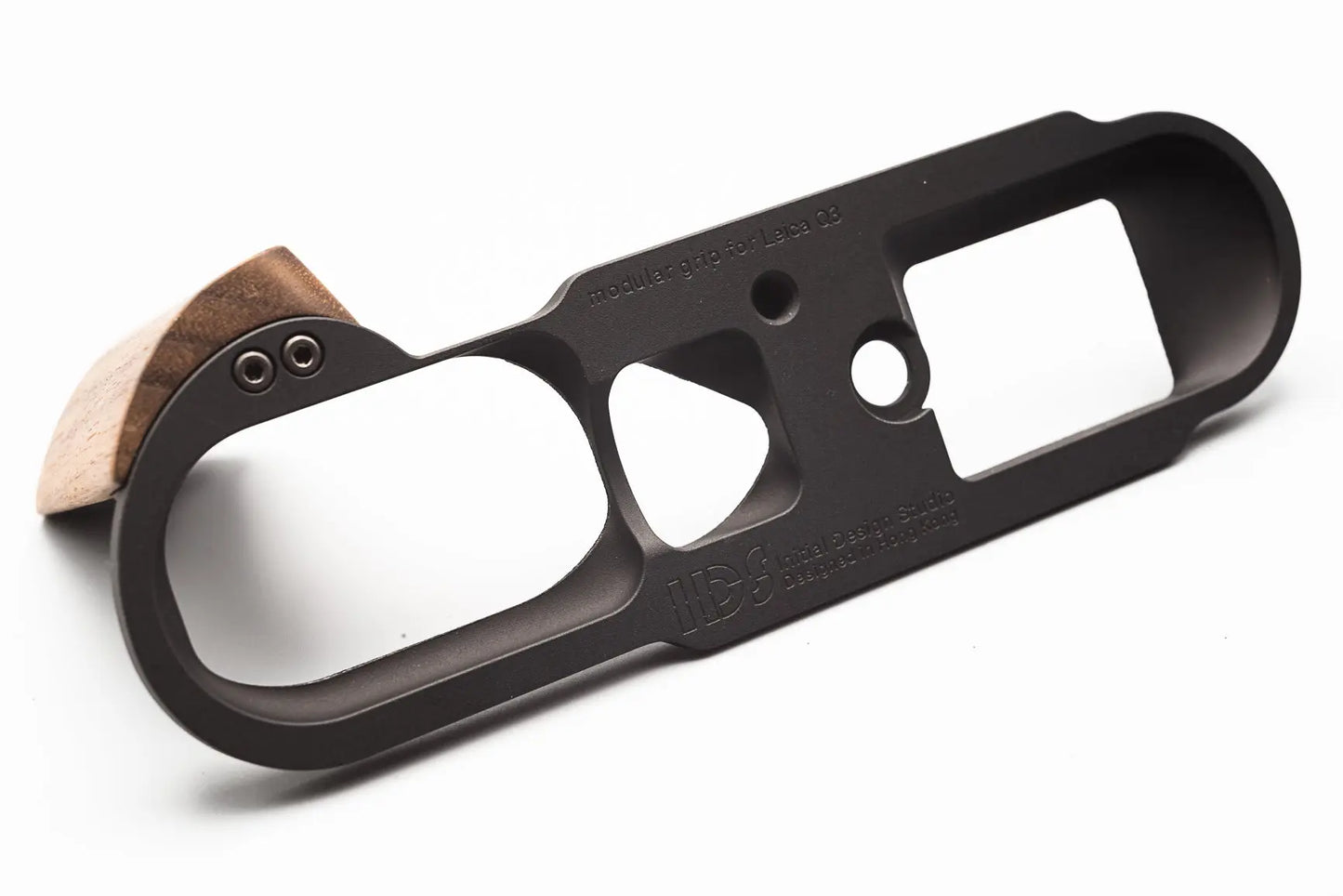 IDSworks modular grip for Leica Q3 IDS initial design studio