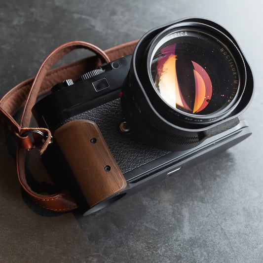 IDS modular grip for Leica M9 / M8 IDS initial design studio
