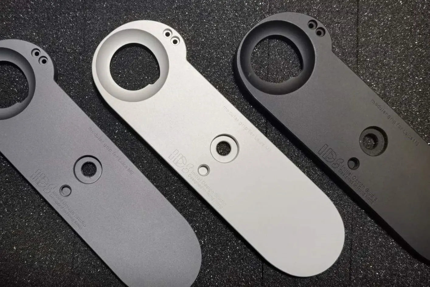 IDS modular grip for Leica M9 / M8 IDS initial design studio