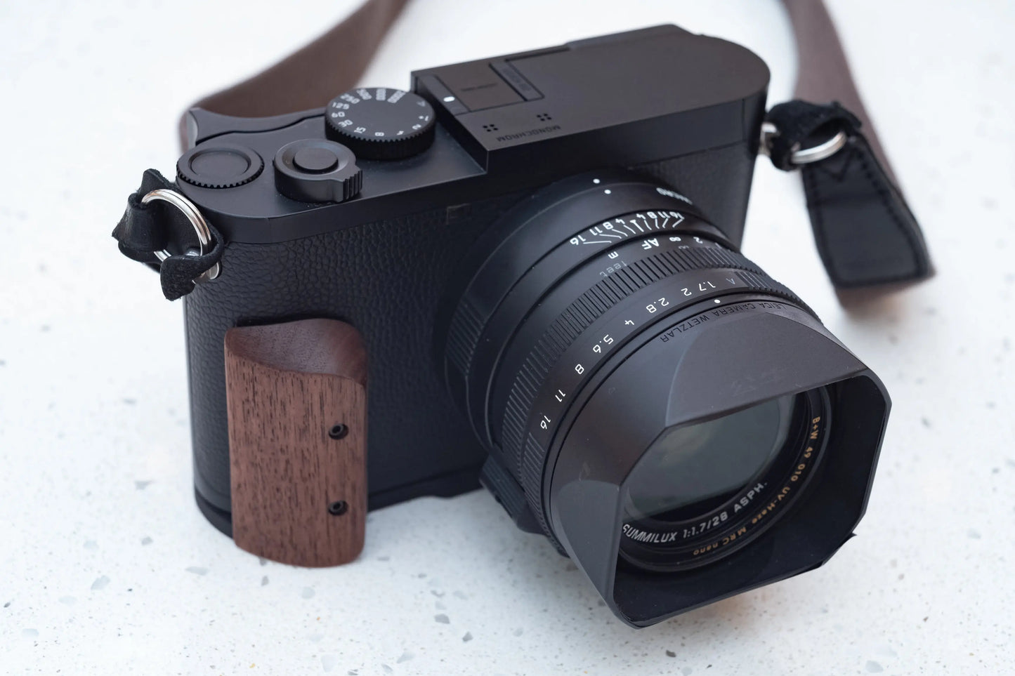IDS modular grip for Leica Q2 cameras IDS initial design studio