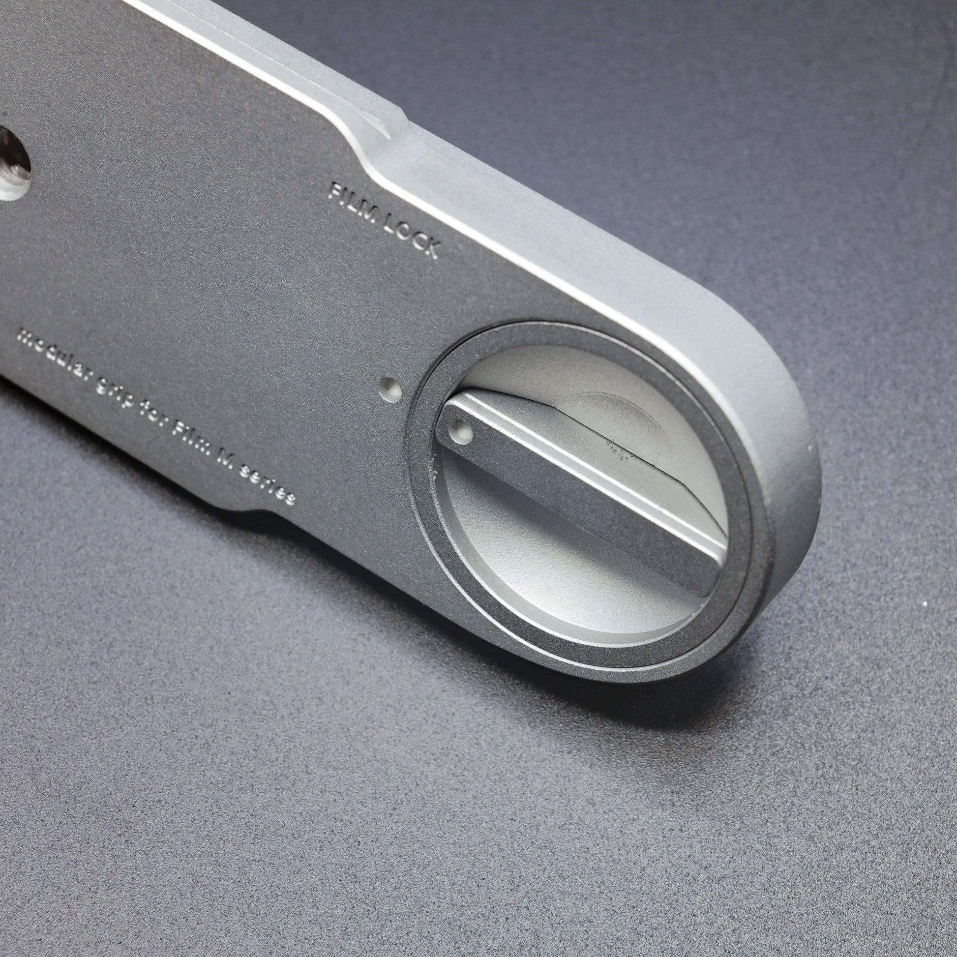 Leica analog Film Grip from IDSworks