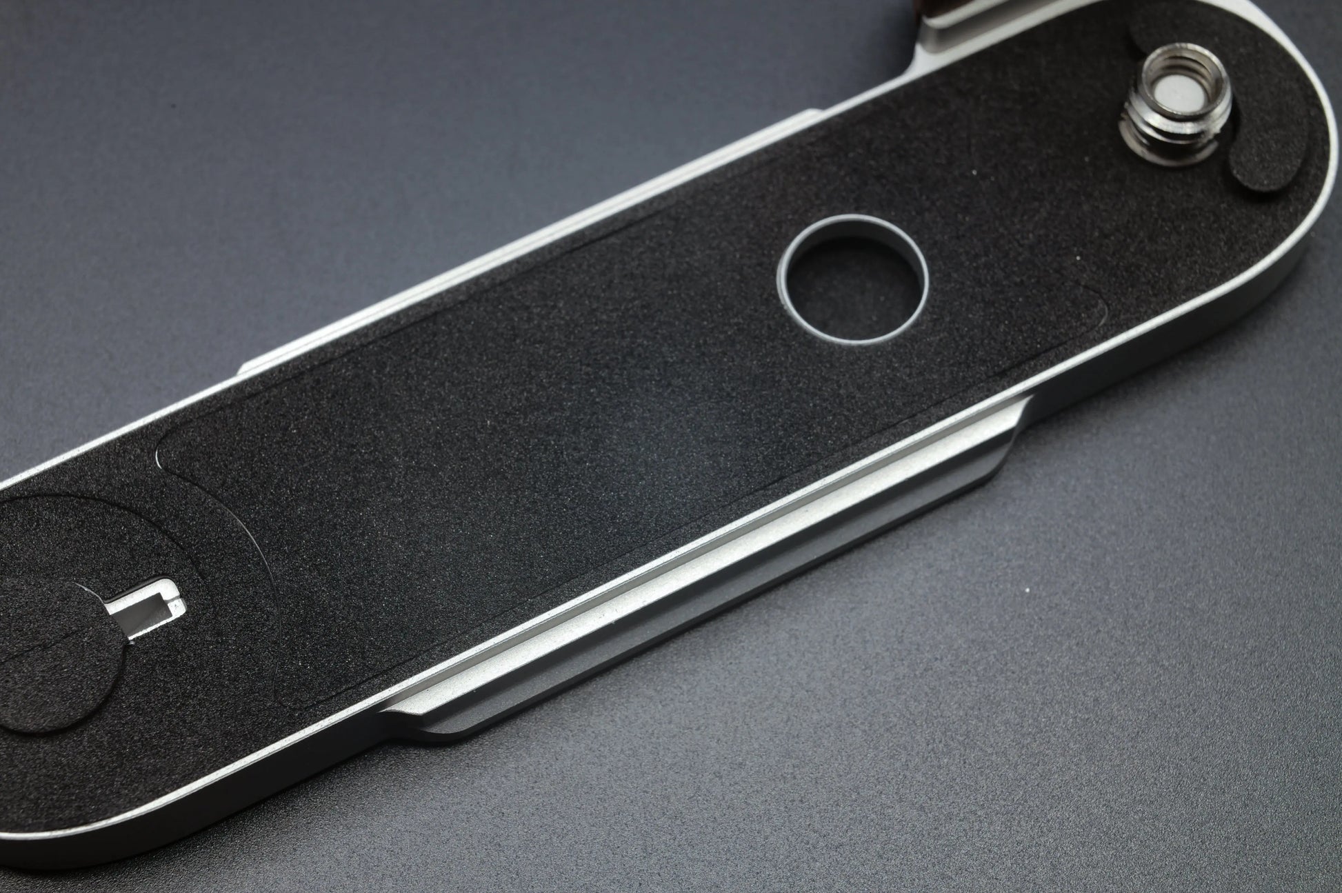 IDS modular grip for Leica Film M cameras IDS initial design studio