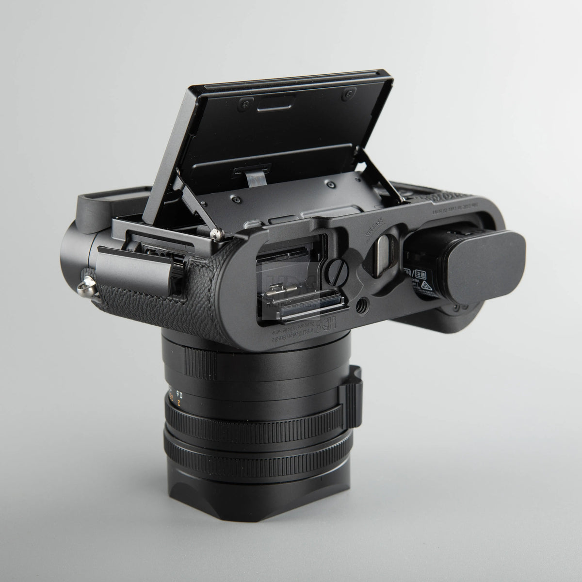 Camera Protection case for Leica Q3 / Q343 IDS initial design studio