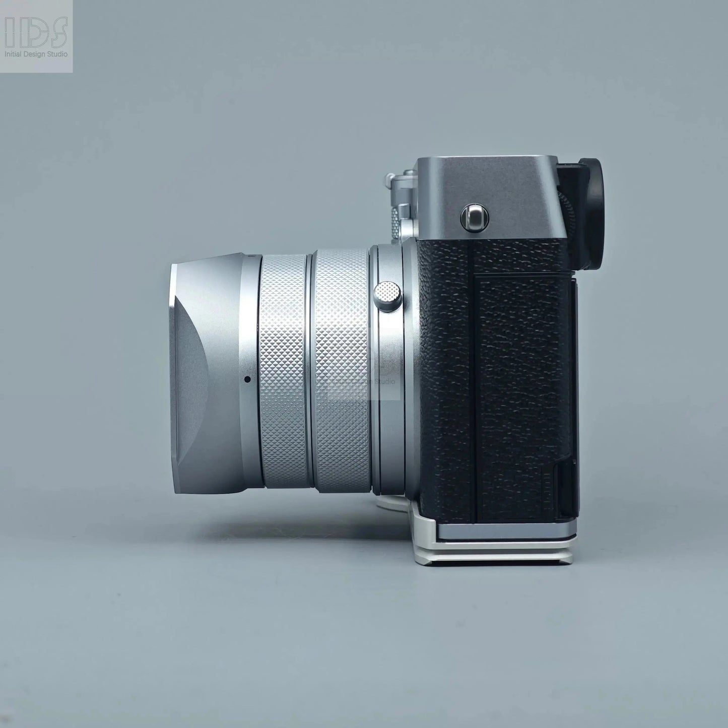 IDSworks modular Grip & Base plate for Fujifilm GFX100RF IDS initial design studio