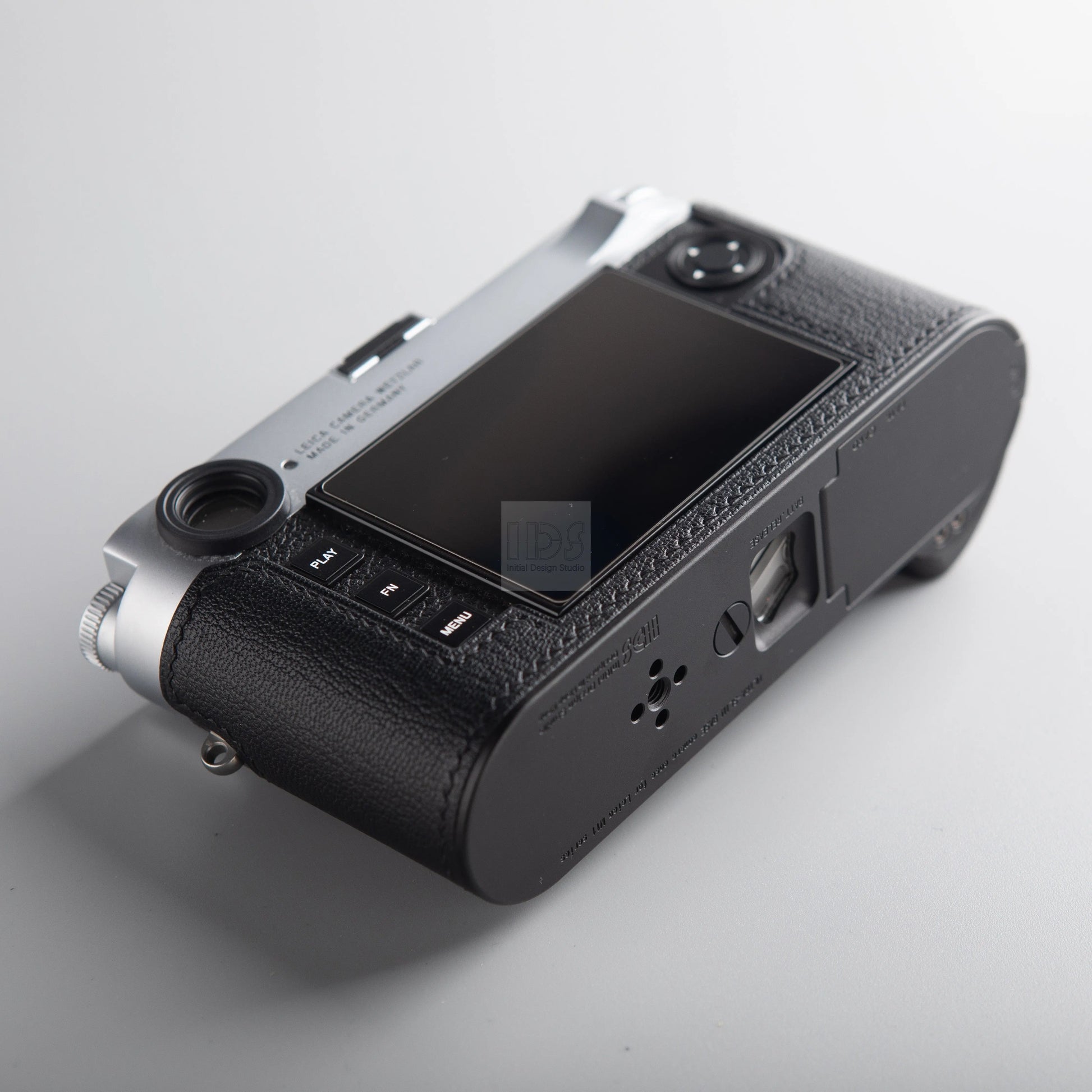 IDS Camera Protection case for Leica M11 - ultra slim version IDS initial design studio