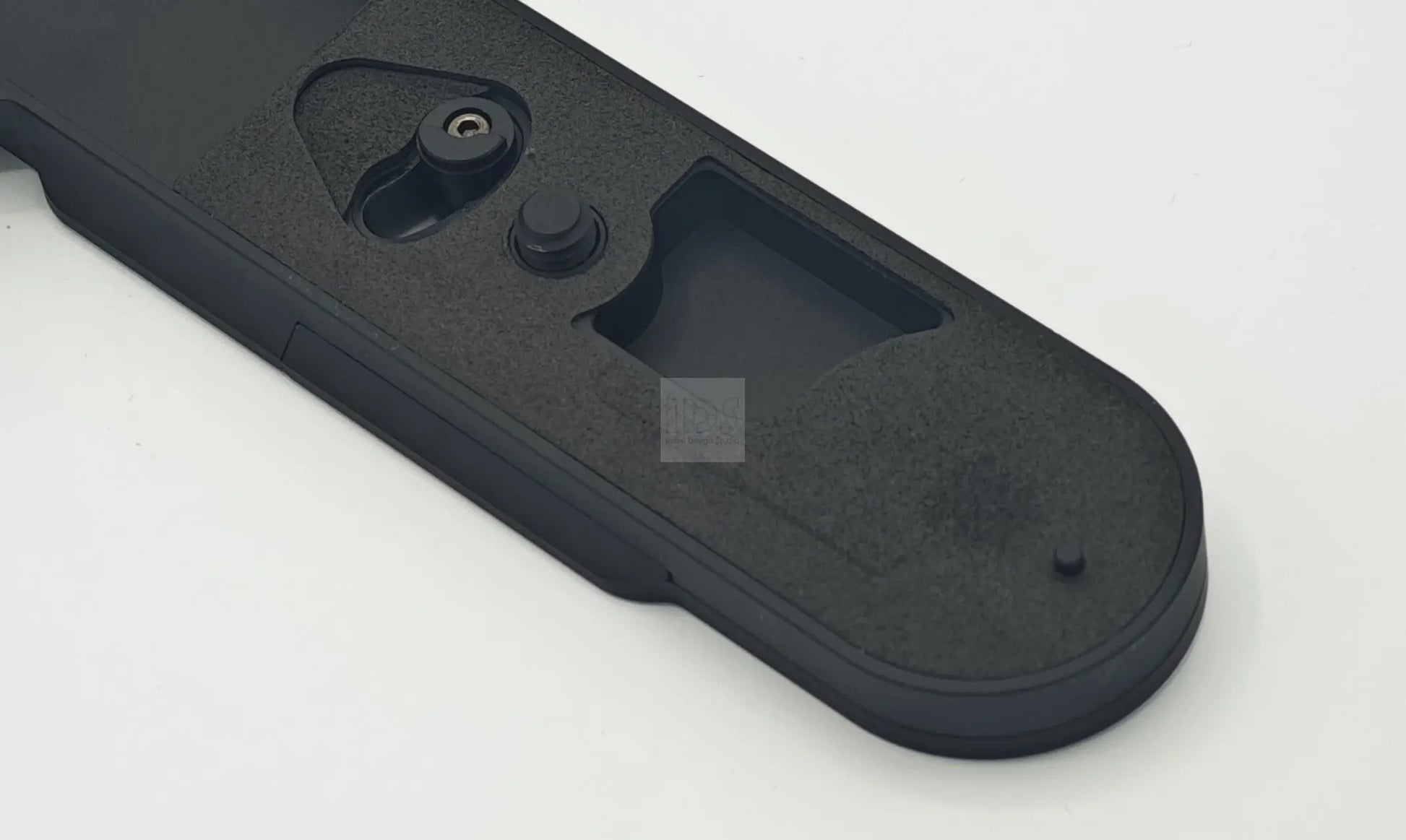 IDS Modular baseplate and grip with LENS STAND for Leica M11 series IDS initial design studio