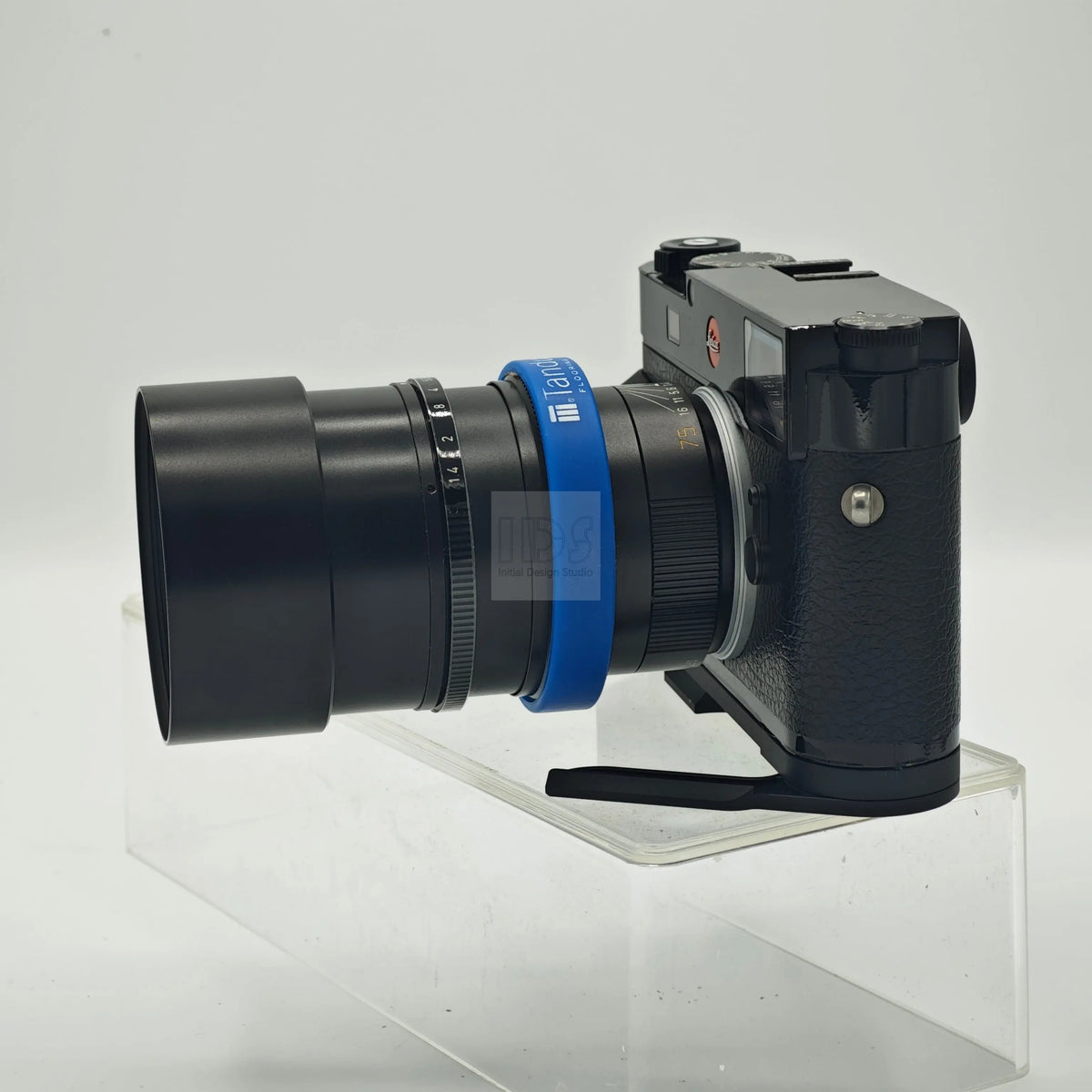 IDS Modular baseplate and grip with LENS STAND for Leica M11 series IDS initial design studio