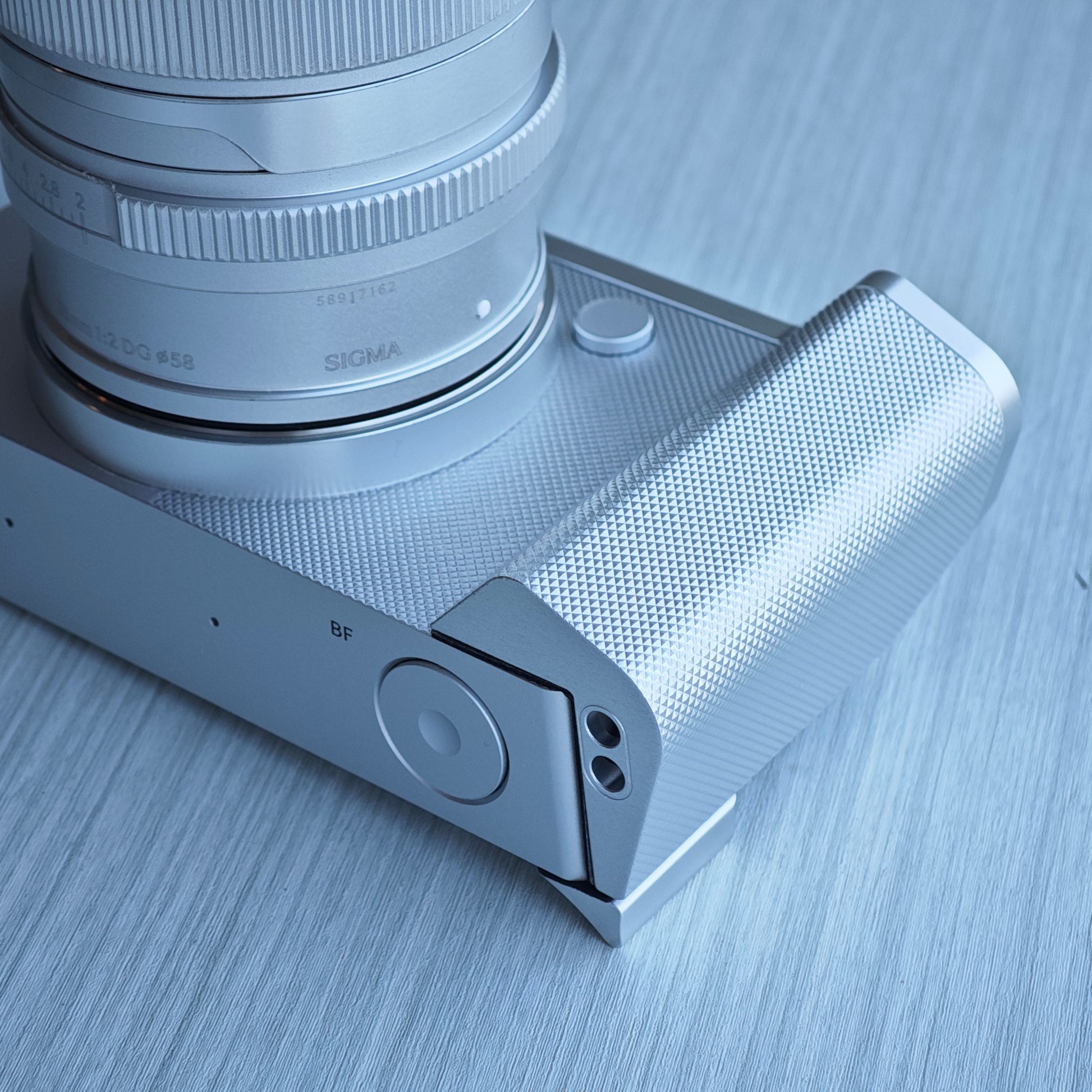 IDS modular grip for SIGMA BF IDS initial design studio