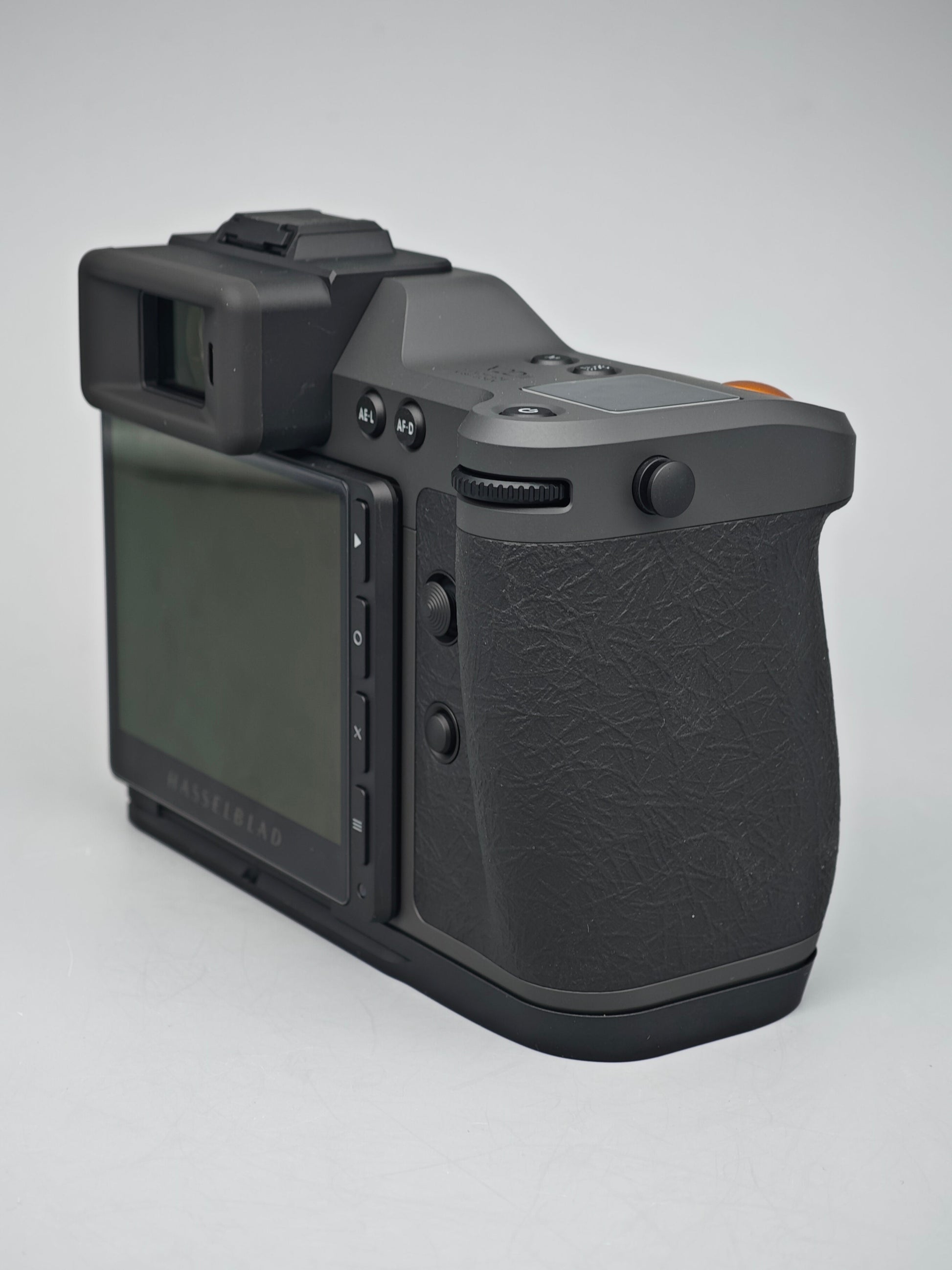 IDSworks HASSELBLAD X2D and X2DII modular L-bracket and/or baseplate attachment IDS initial design studio