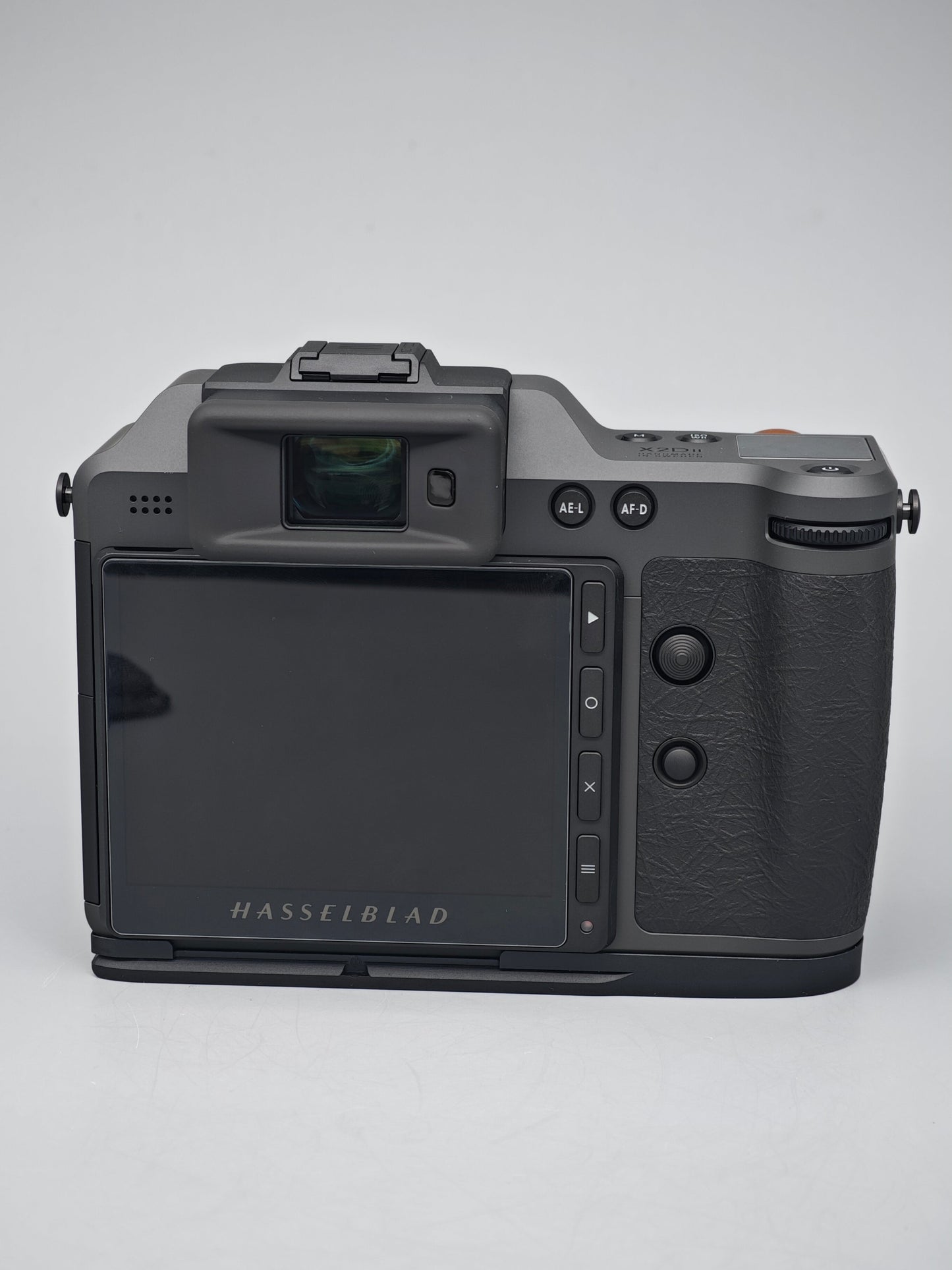 IDSworks HASSELBLAD X2D and X2DII modular L-bracket and/or baseplate attachment IDS initial design studio