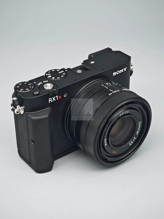 IDSworks hand grip / thumb grip for Sony RX1RIII IDS initial design studio