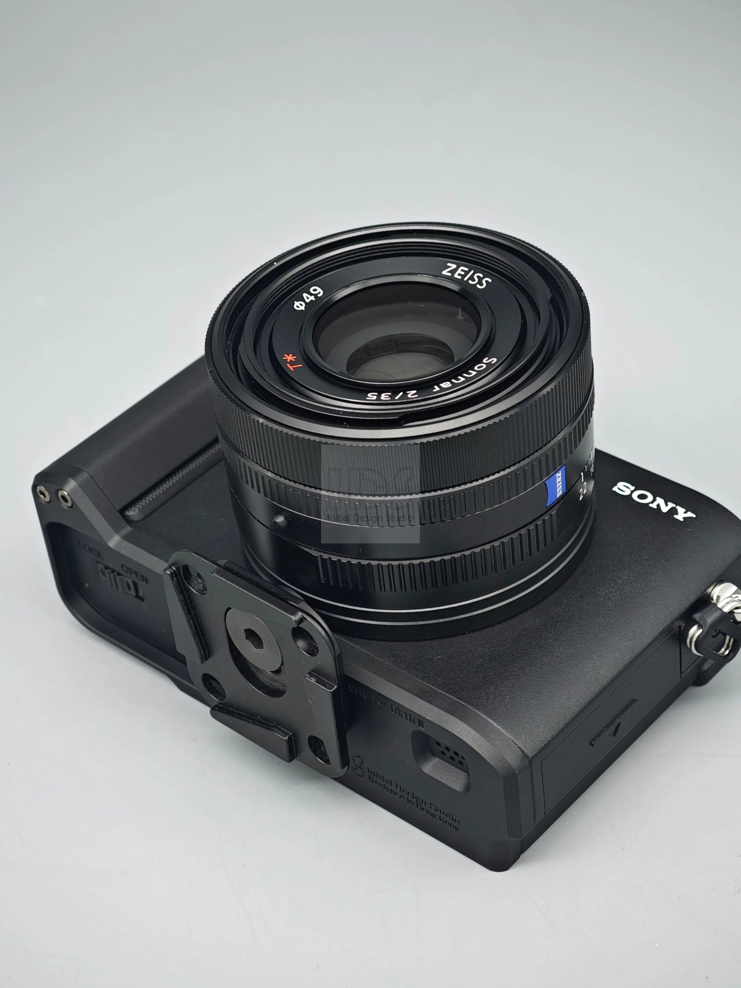 IDSworks hand grip / thumb grip for Sony RX1RIII IDS initial design studio