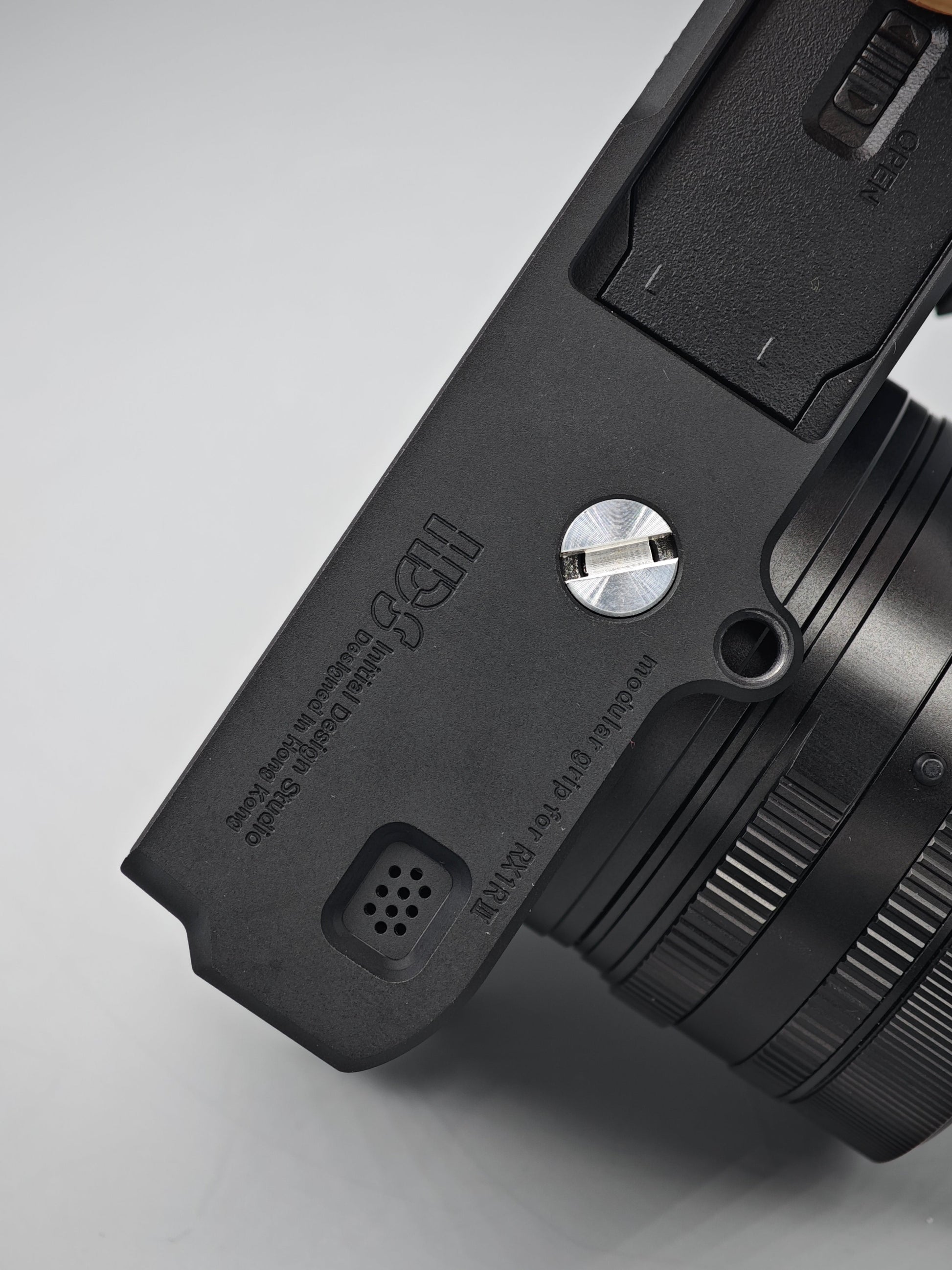 IDSworks hand grip / thumb grip for Sony RX1RIII IDS initial design studio