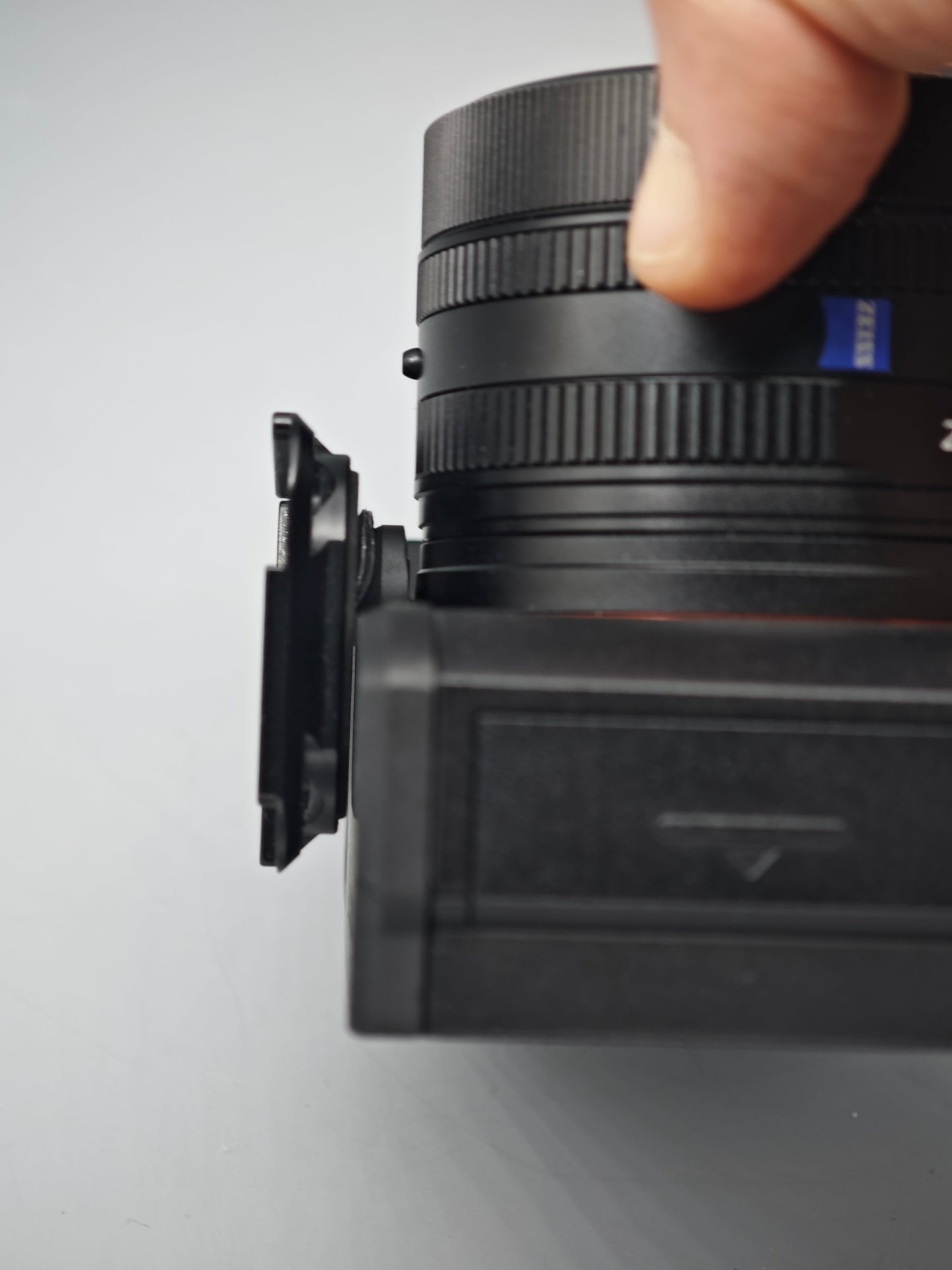 IDSworks hand grip / thumb grip for Sony RX1RIII IDS initial design studio