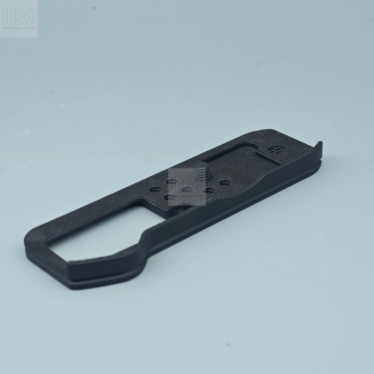 IDSworks modular Grip & Base plate for Fujifilm GFX100RF IDS initial design studio