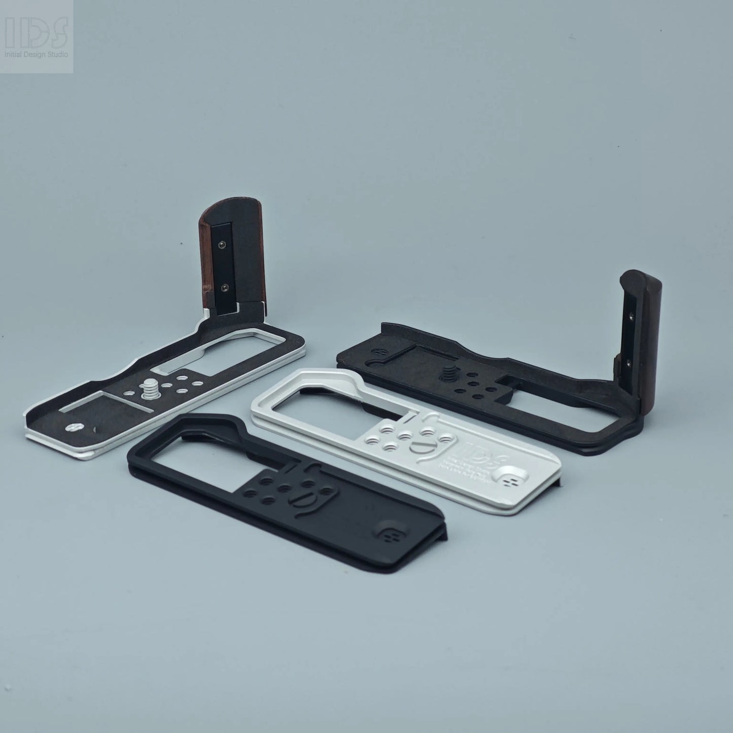 IDSworks modular Grip & Base plate for Fujifilm GFX100RF IDS initial design studio