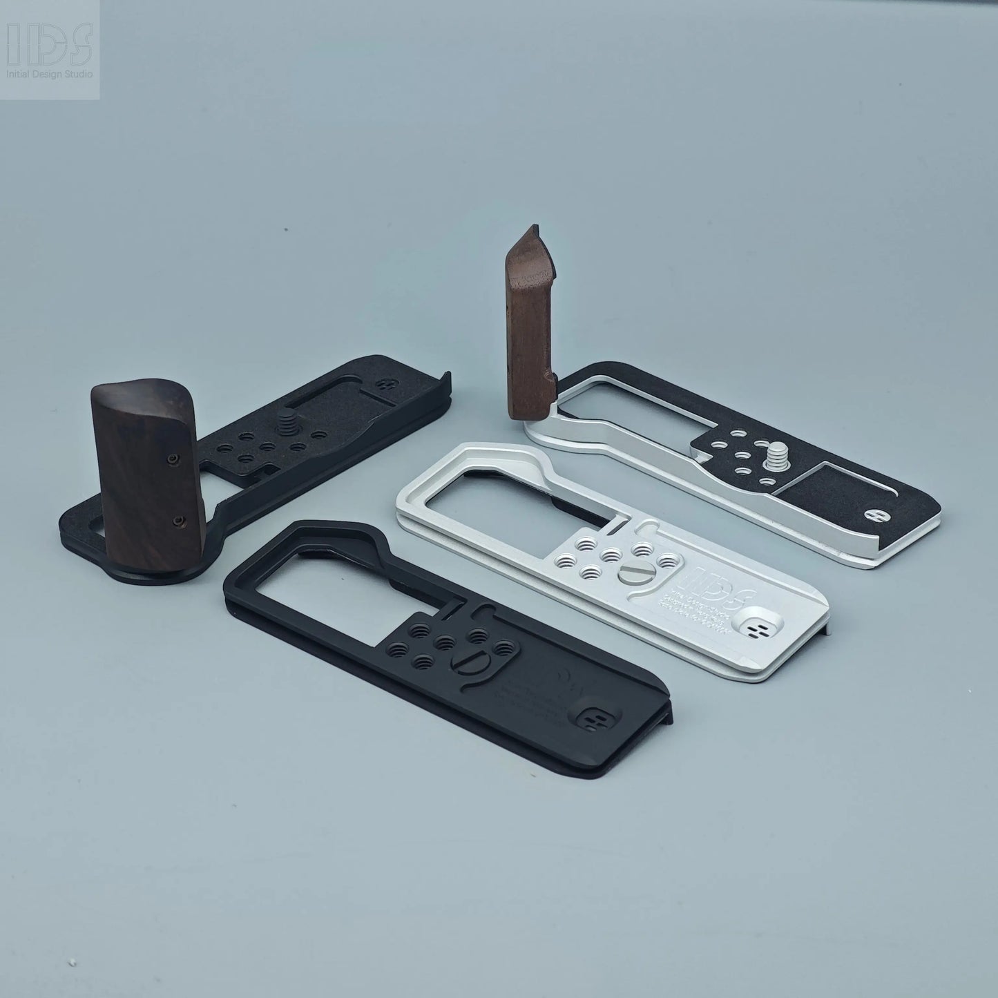 IDSworks modular Grip & Base plate for Fujifilm GFX100RF IDS initial design studio