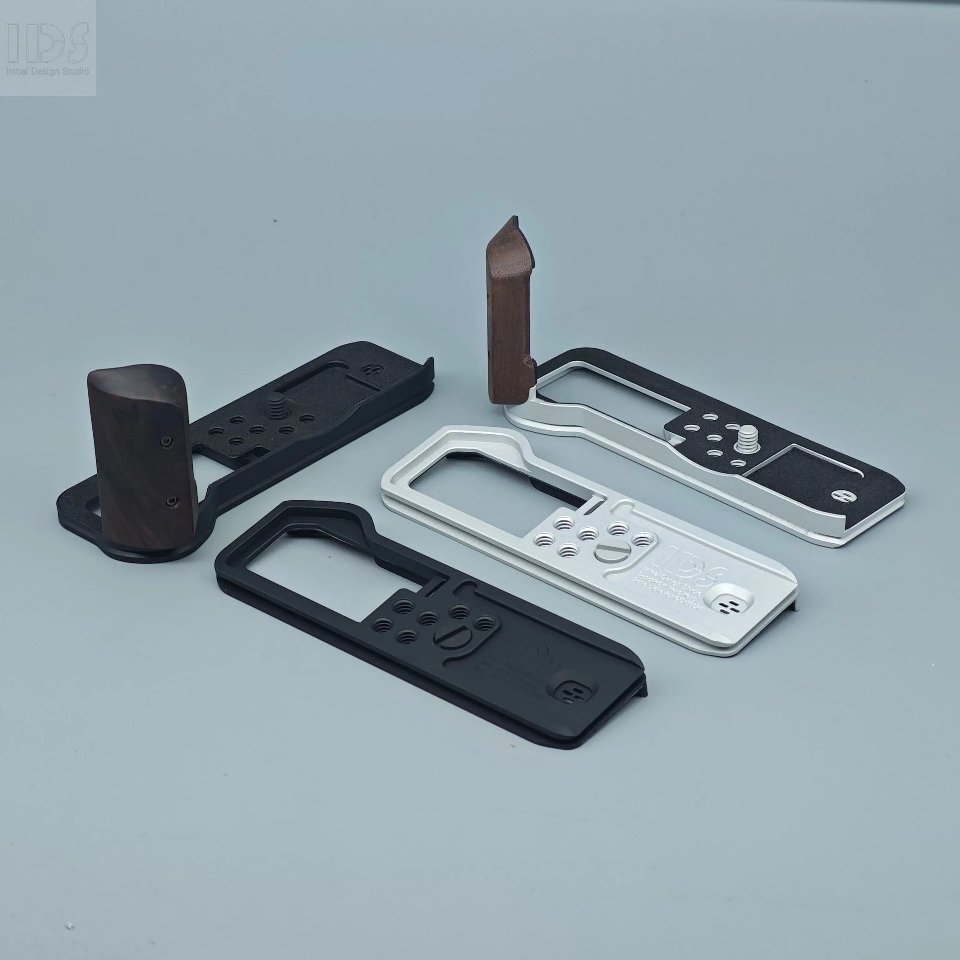 IDSworks modular Grip & Base plate for Fujifilm GFX100RF IDS initial design studio