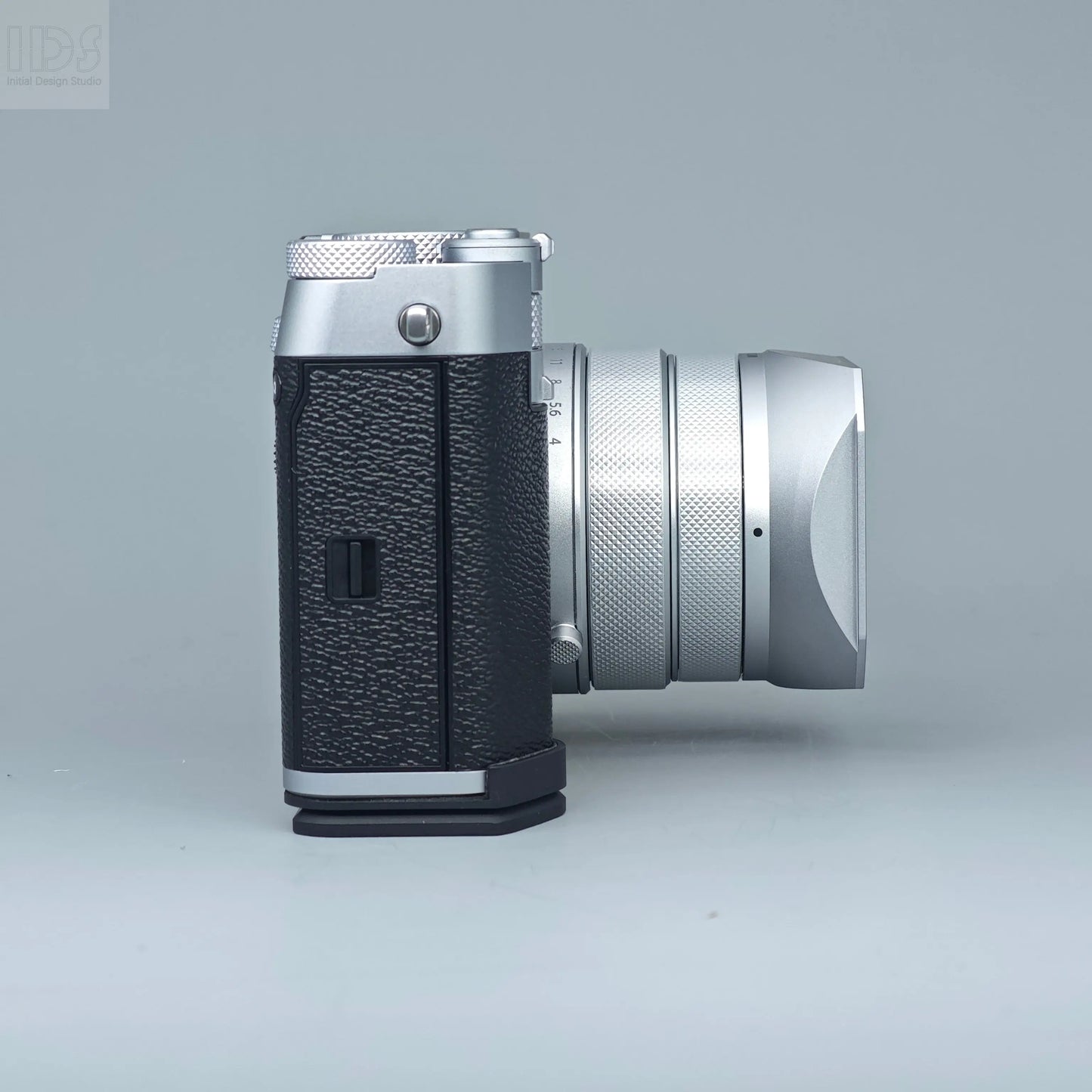 IDSworks modular Grip & Base plate for Fujifilm GFX100RF IDS initial design studio