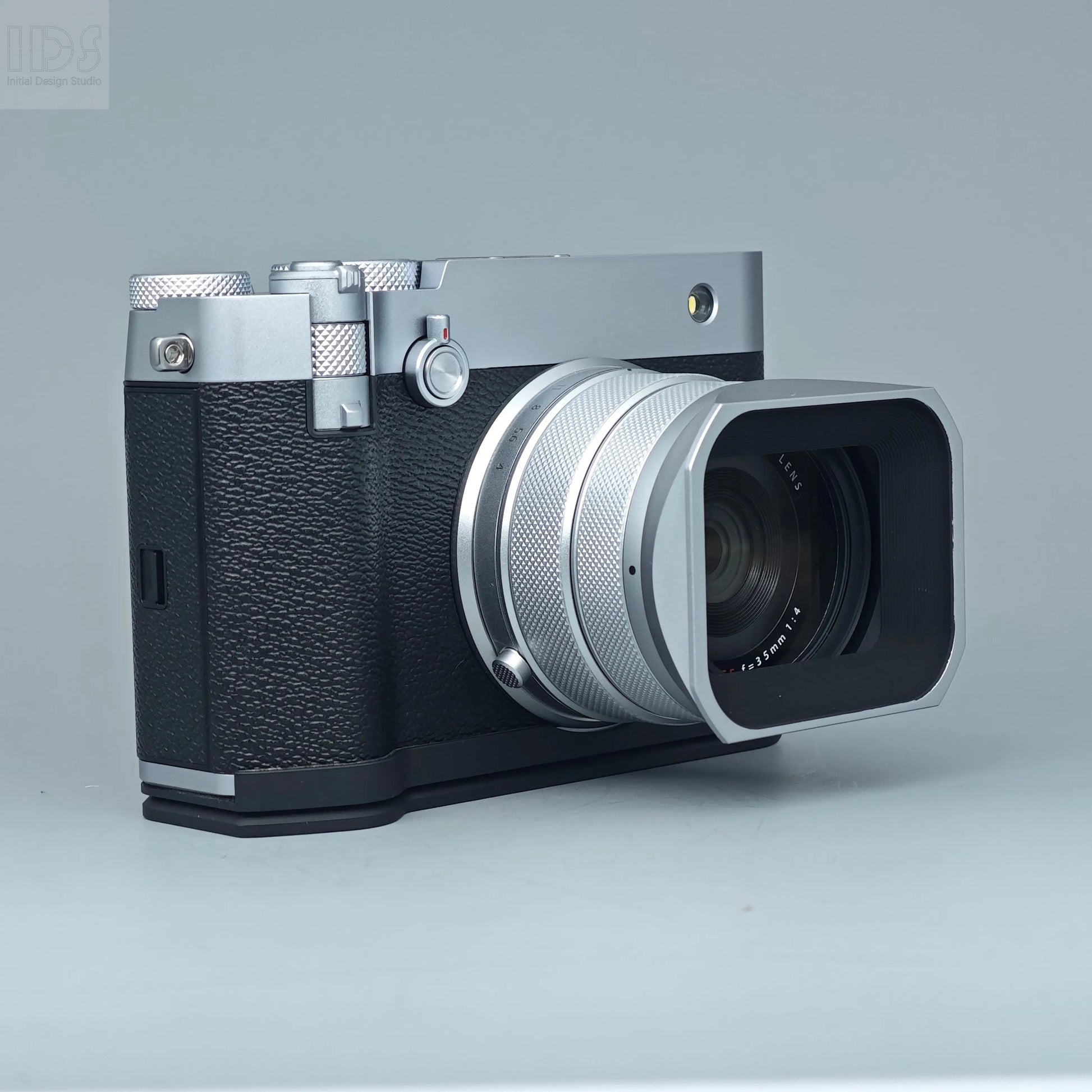 IDSworks modular Grip & Base plate for Fujifilm GFX100RF IDS initial design studio