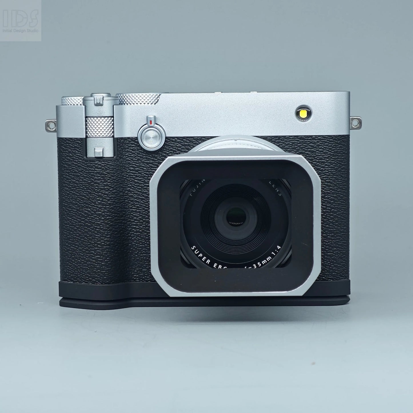 IDSworks modular Grip & Base plate for Fujifilm GFX100RF IDS initial design studio