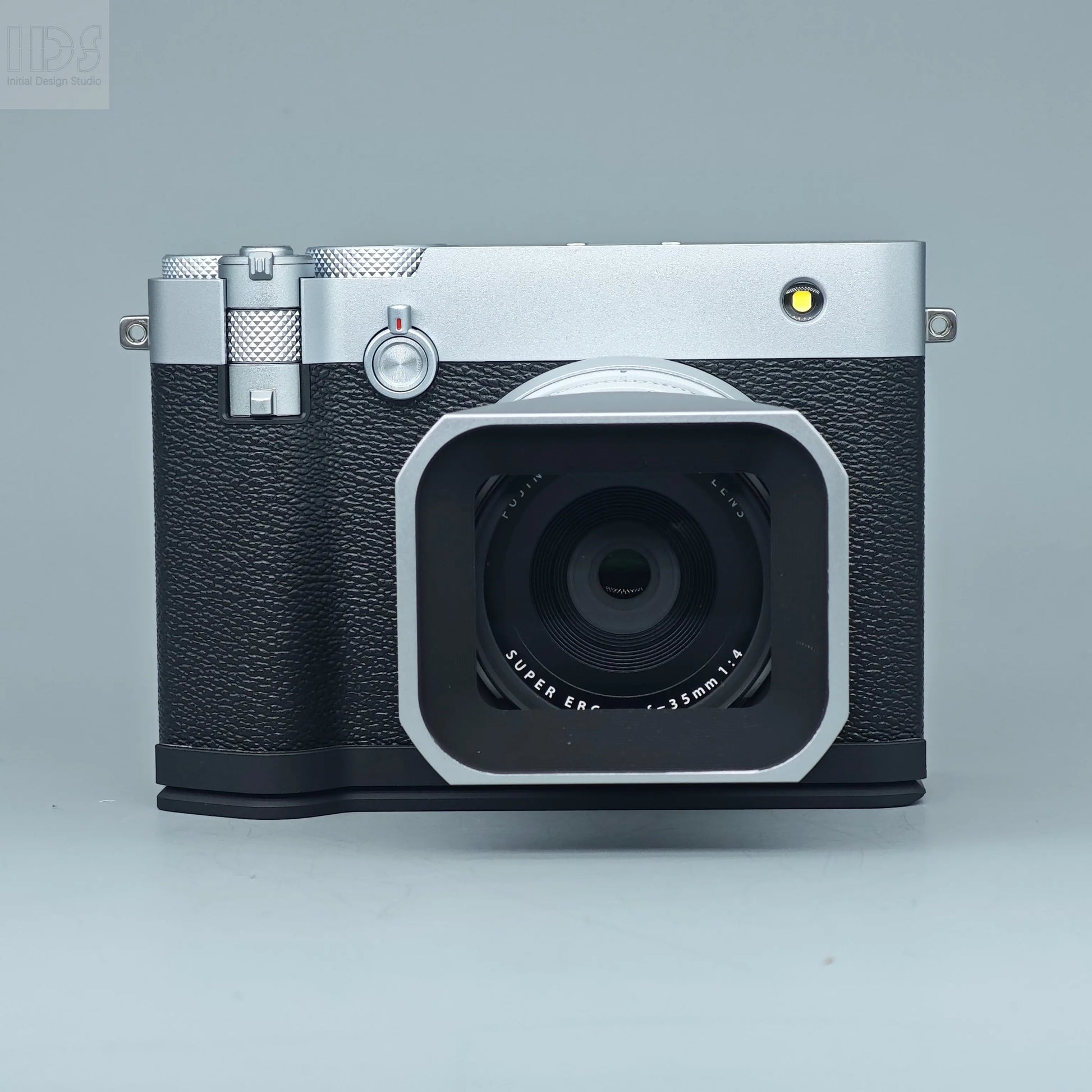 IDSworks modular Grip & Base plate for Fujifilm GFX100RF IDS initial design studio