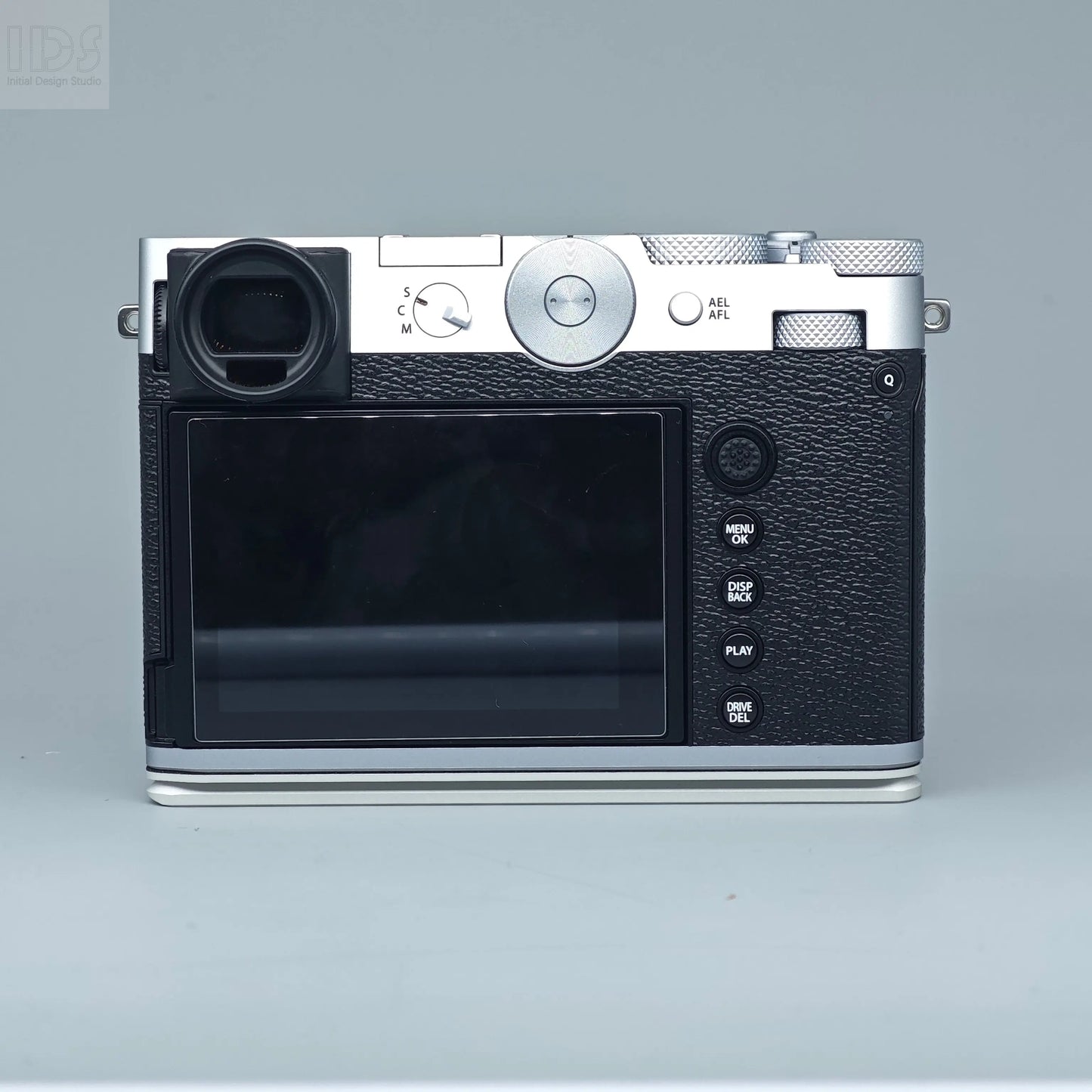 IDSworks modular Grip & Base plate for Fujifilm GFX100RF IDS initial design studio