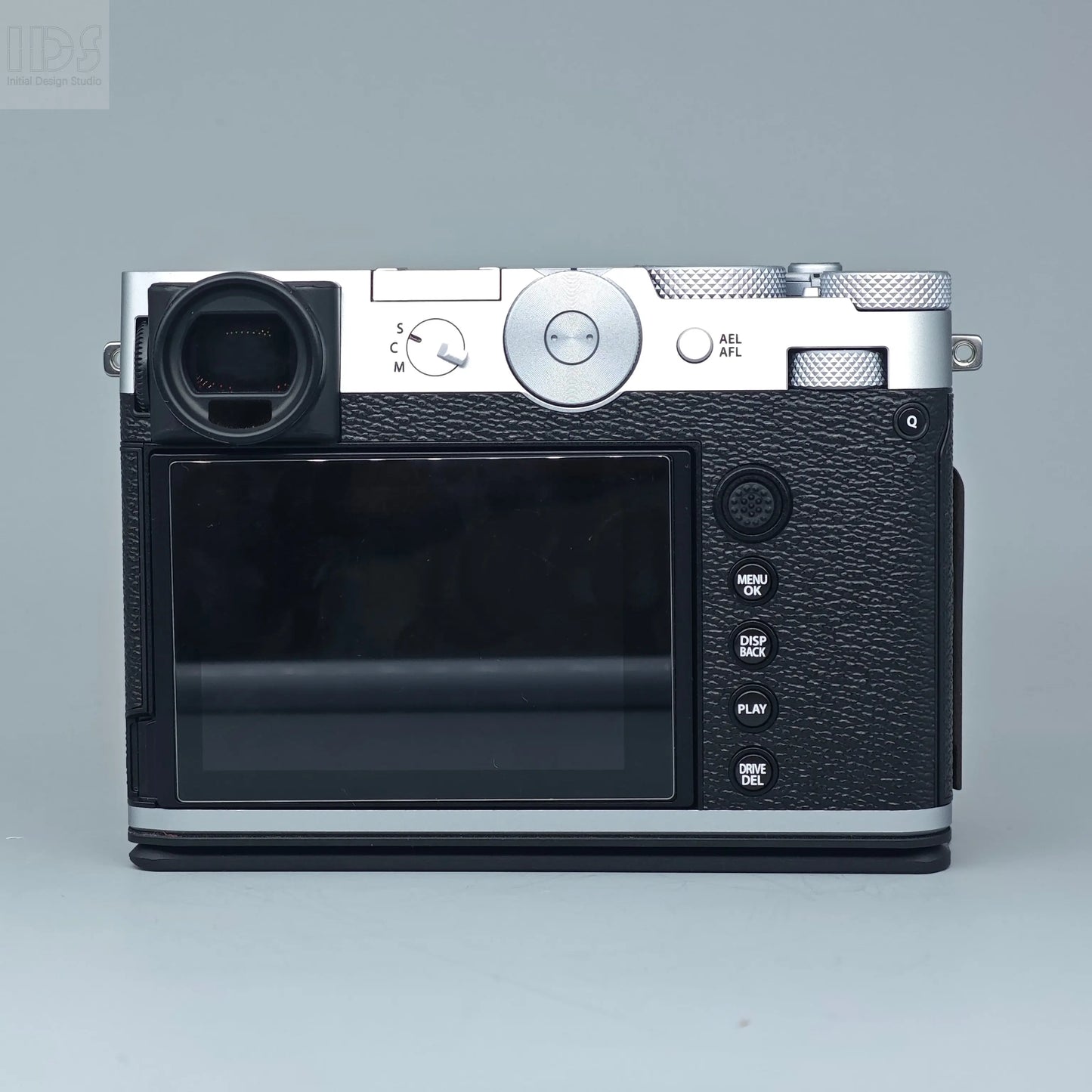 IDSworks modular Grip & Base plate for Fujifilm GFX100RF IDS initial design studio