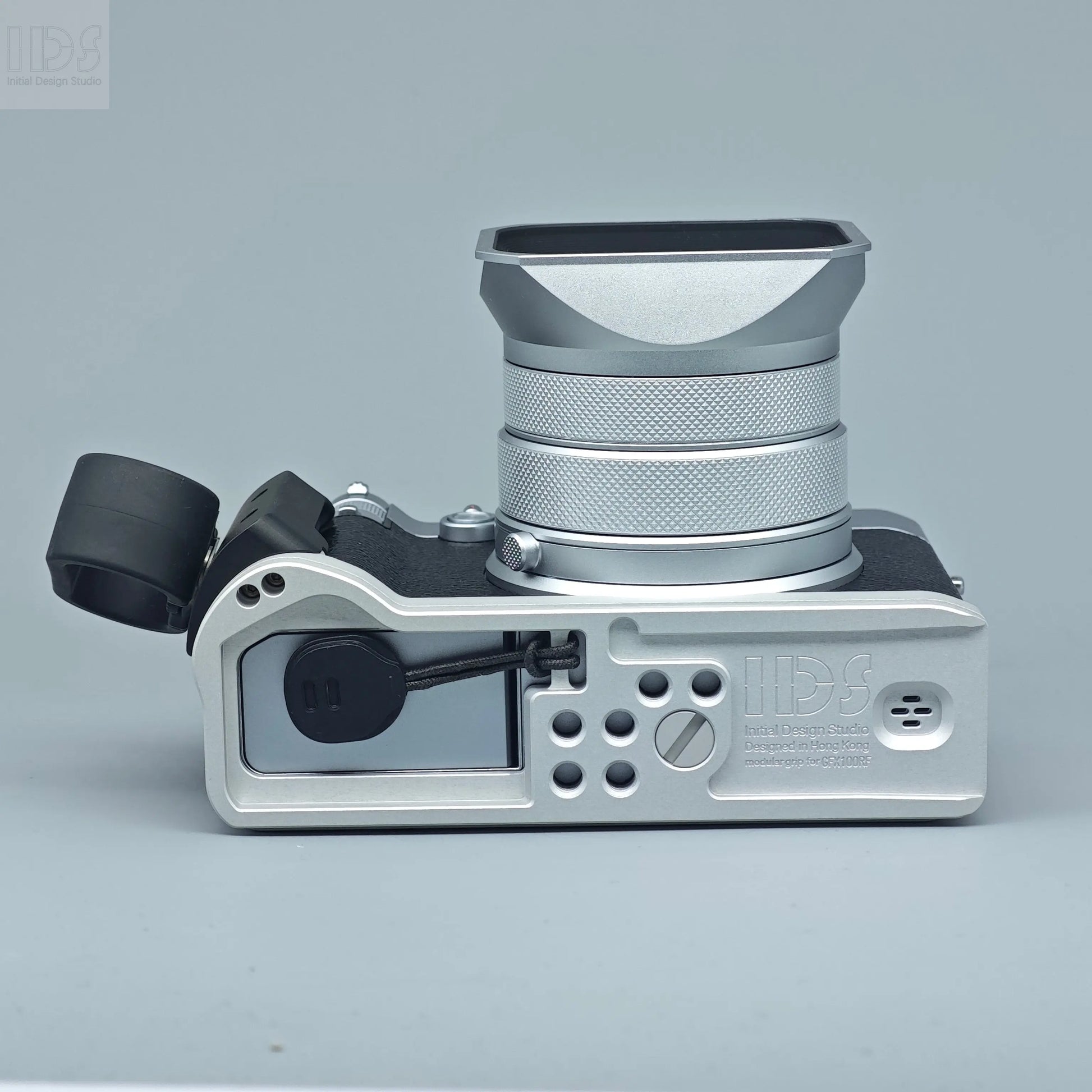 IDSworks modular Grip & Base plate for Fujifilm GFX100RF IDS initial design studio