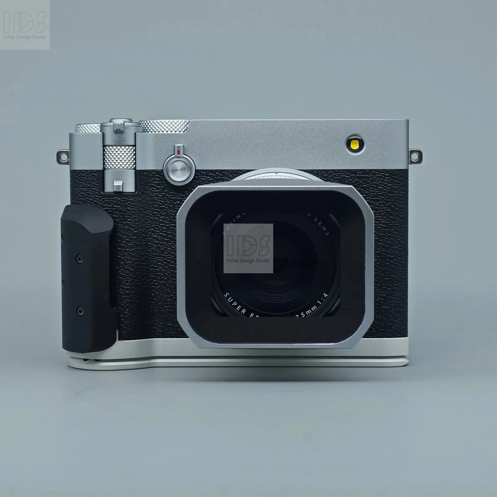 IDSworks modular Grip & Base plate for Fujifilm GFX100RF IDS initial design studio