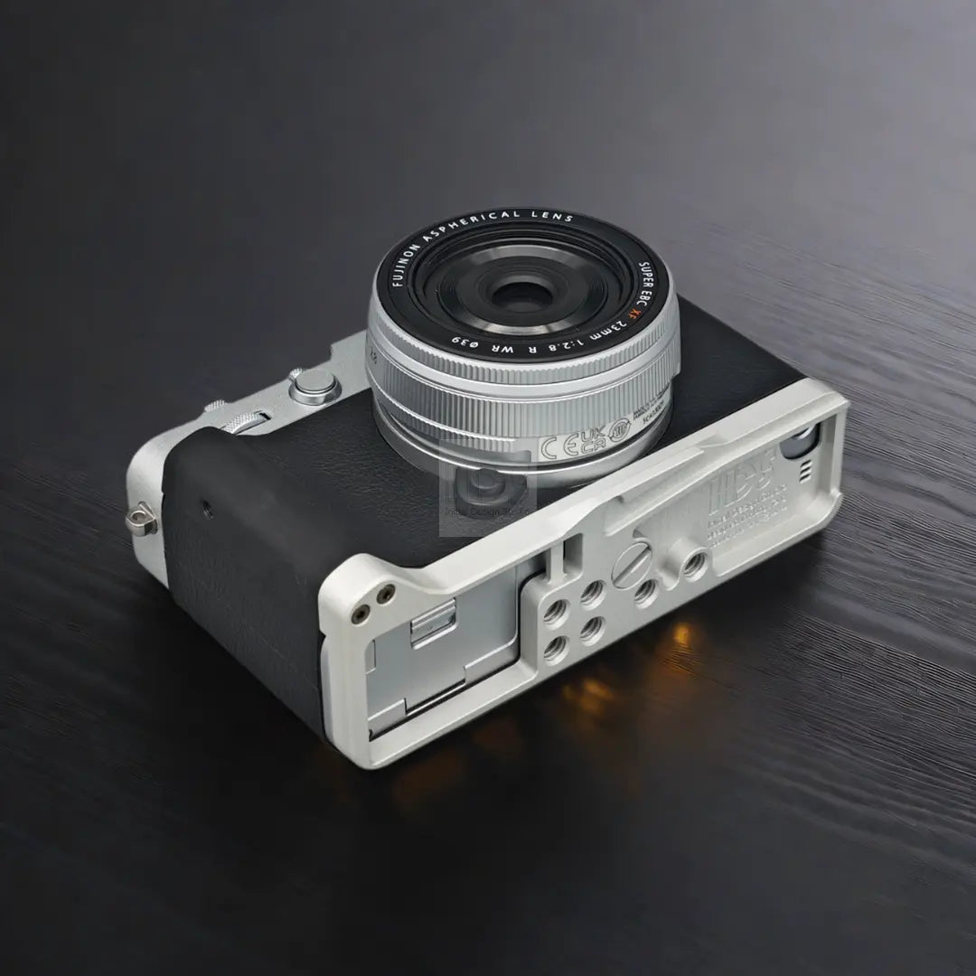 IDSworks modular grip for Fujifilm X-E5 IDS initial design studio