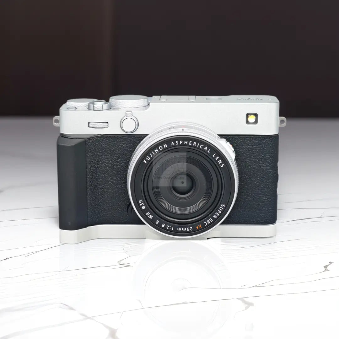 IDSworks modular grip for Fujifilm X-E5 - IDS initial design studio