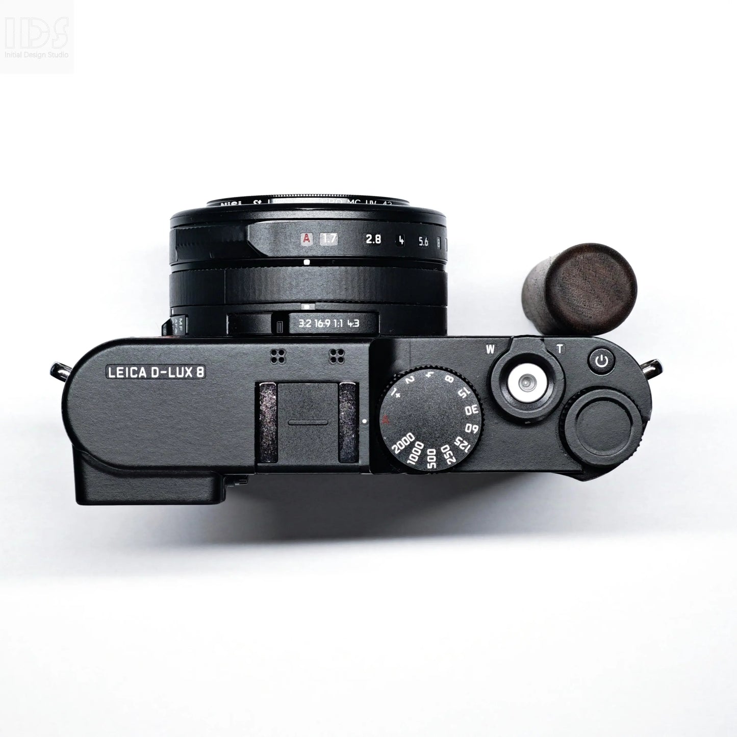 IDSworks modular grip for Leica D-Lux8 IDS initial design studio